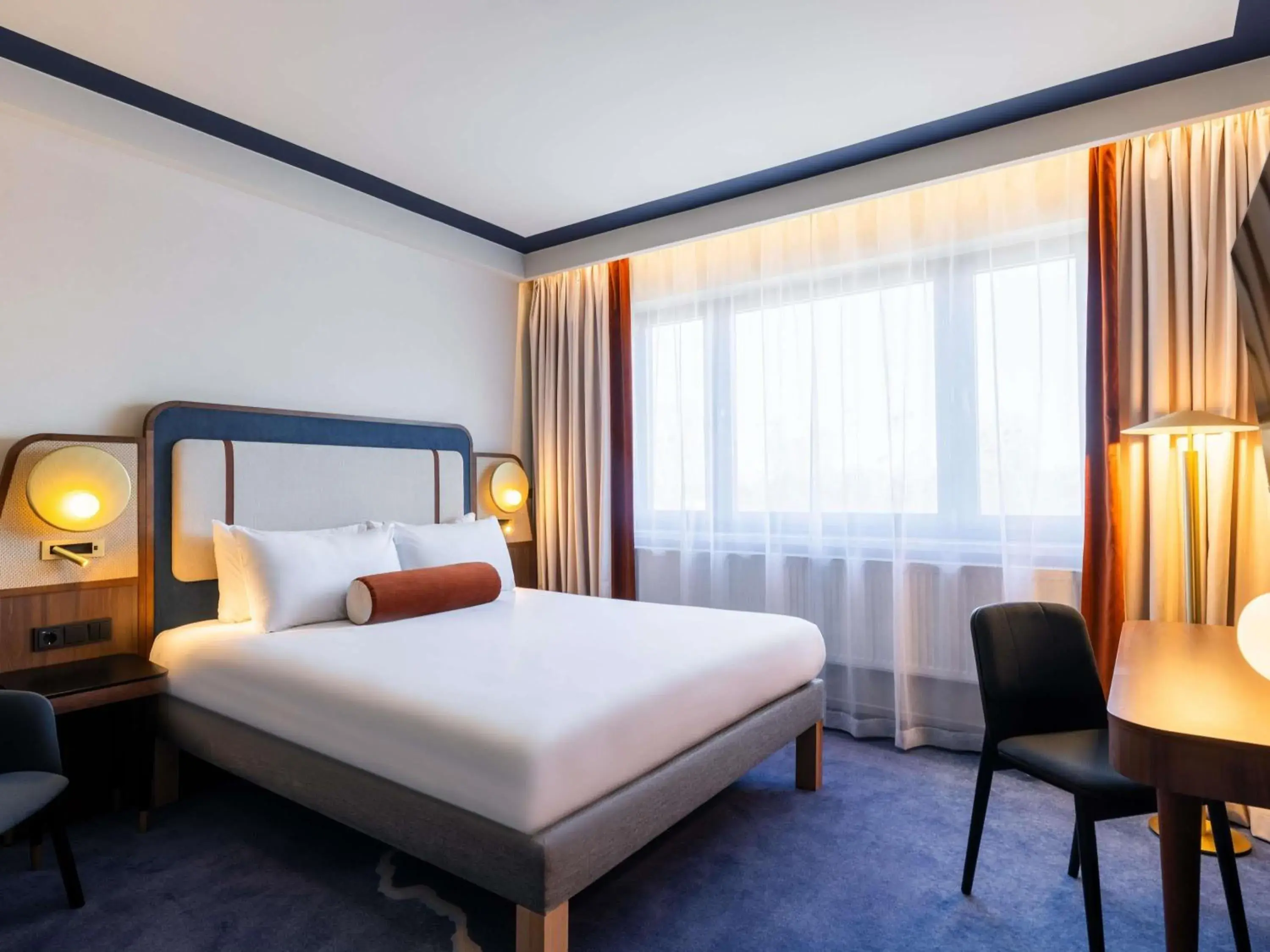 Classic Double Room with Sea View in Mercure Gdynia Centrum Classic Double Room with Sea View in Mercure Gdynia Centrum