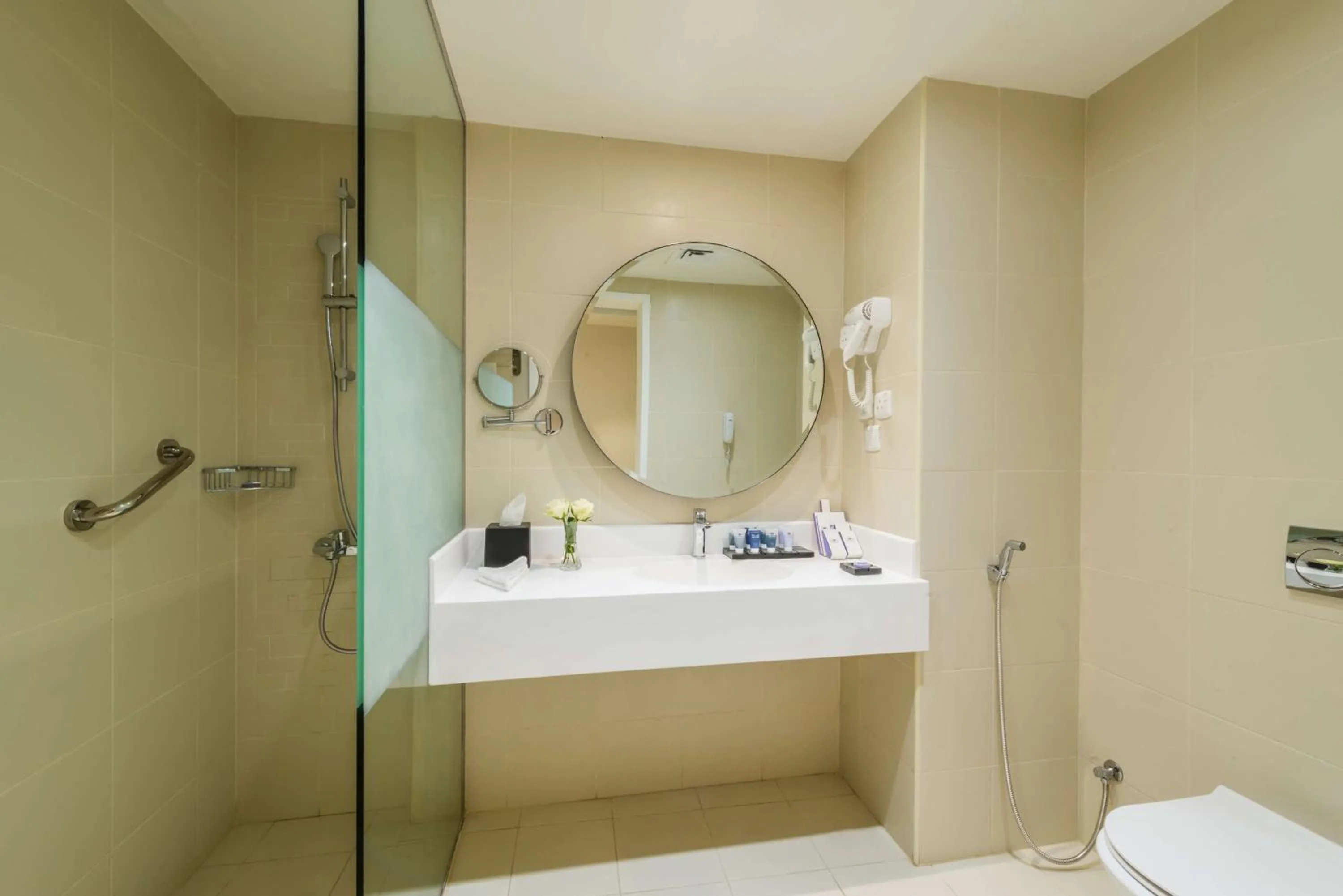 Bathroom in Best Western Plus Al Qurayyat City Center