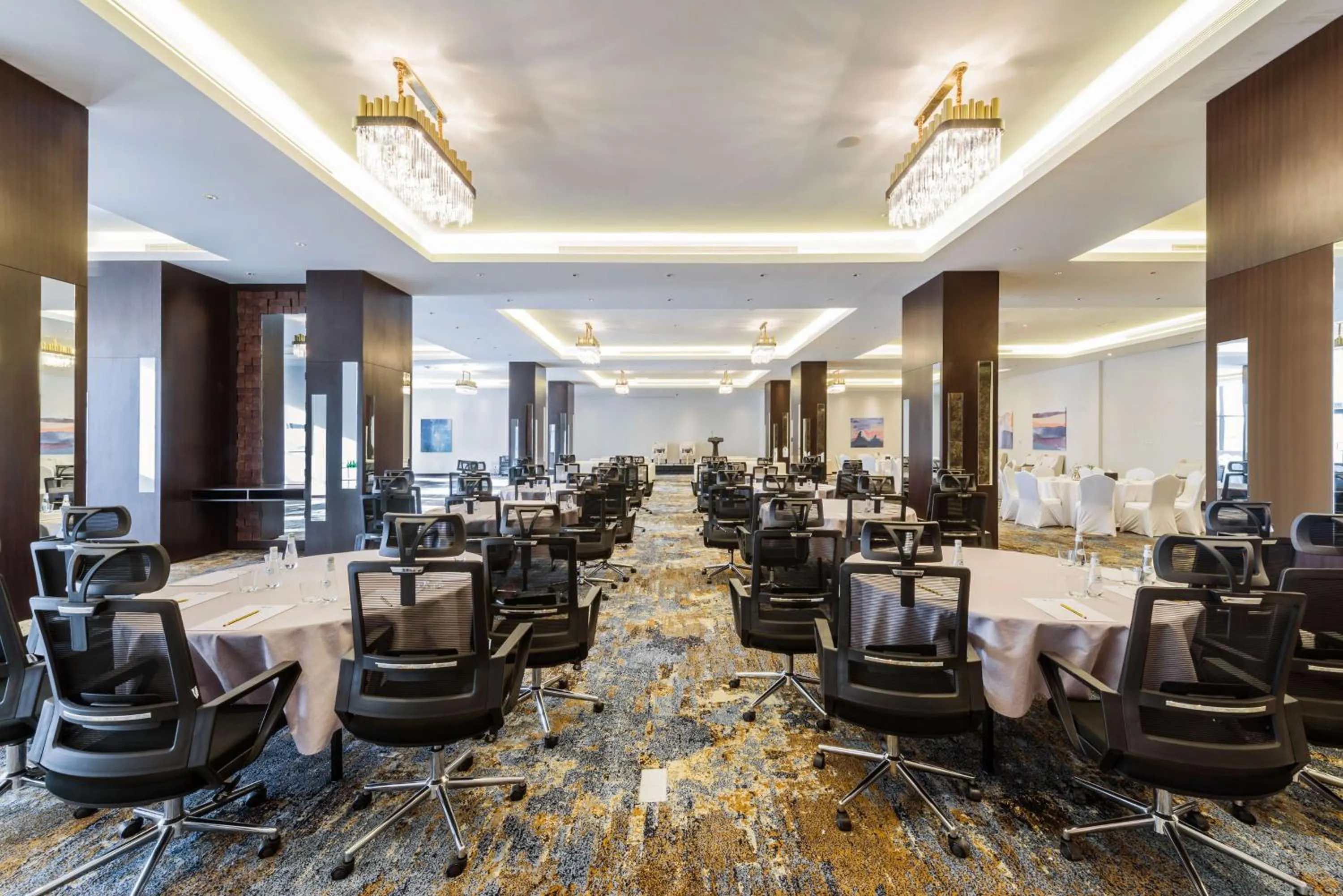 Banquet/Function facilities in Best Western Plus Al Qurayyat City Center