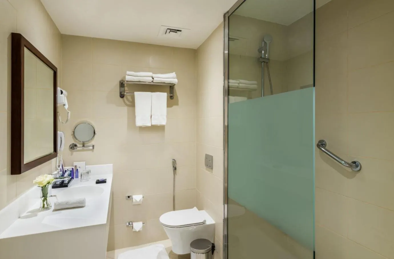 Bathroom in Best Western Plus Al Qurayyat City Center