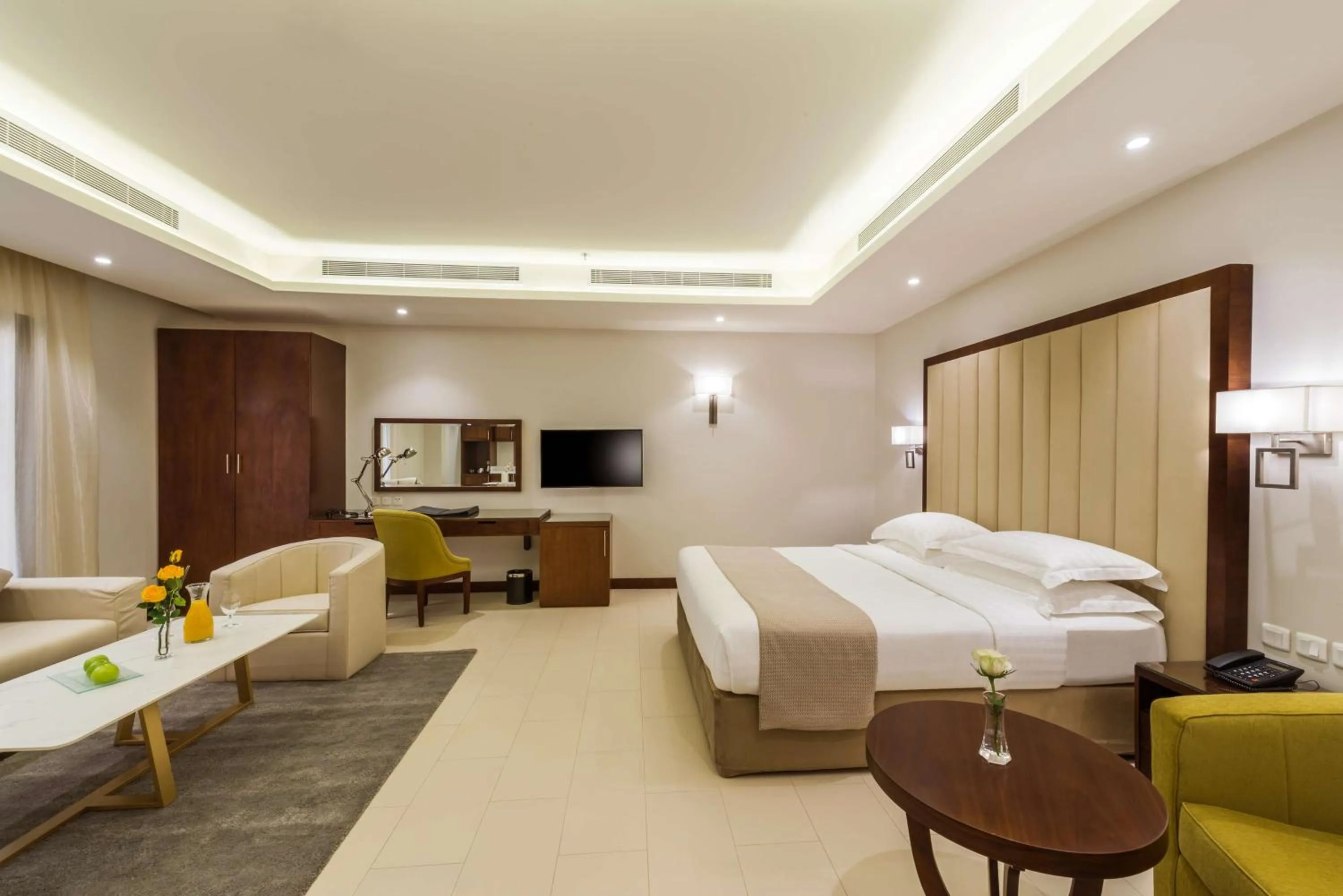 Photo of the whole room, Bed in Best Western Plus Al Qurayyat City Center