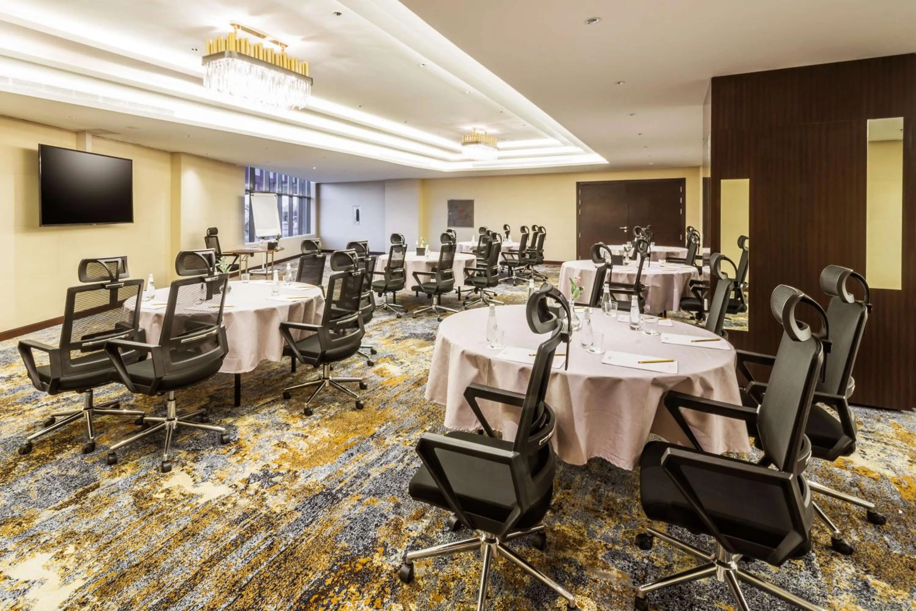 Banquet/Function facilities in Best Western Plus Al Qurayyat City Center
