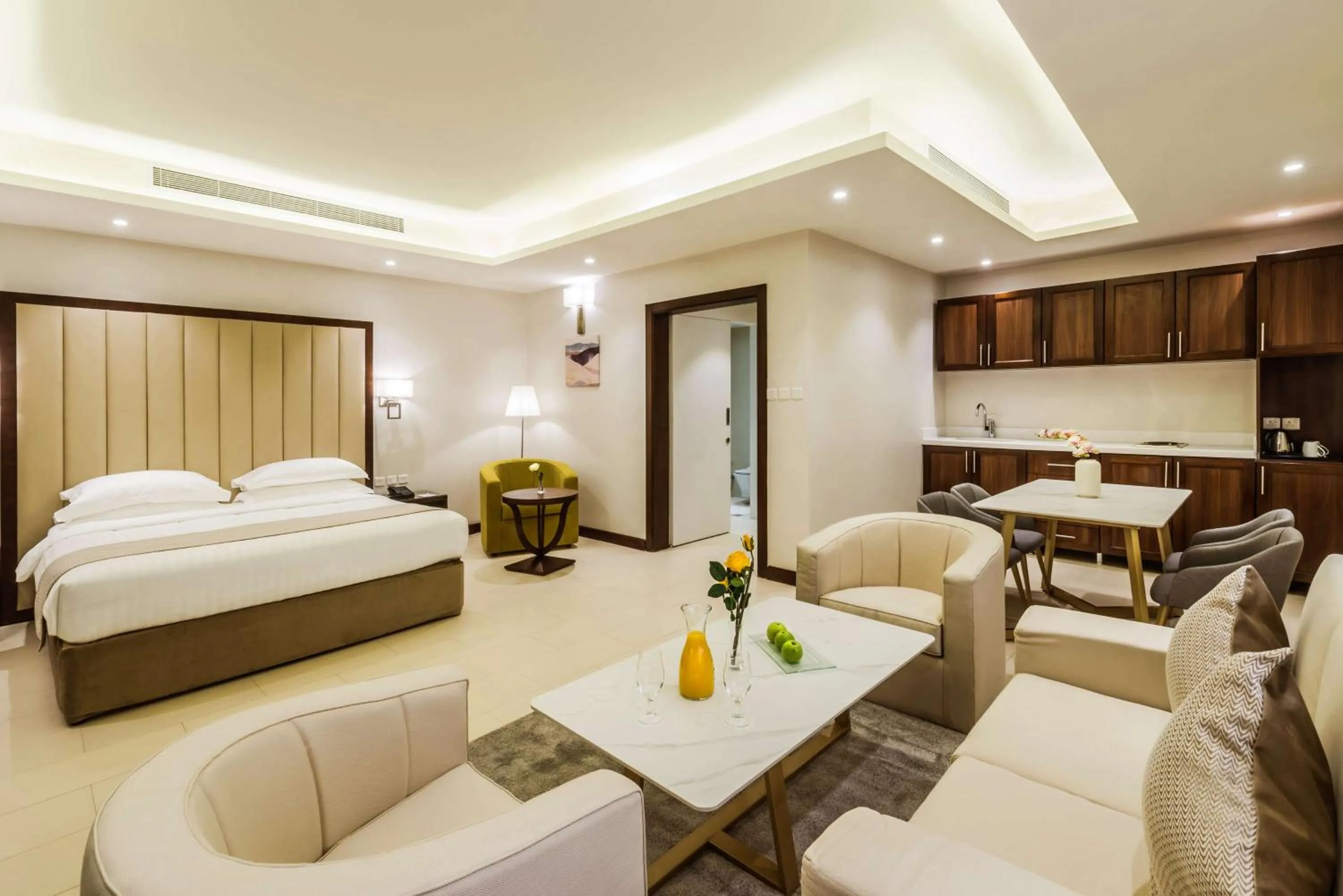 Photo of the whole room, Bed in Best Western Plus Al Qurayyat City Center