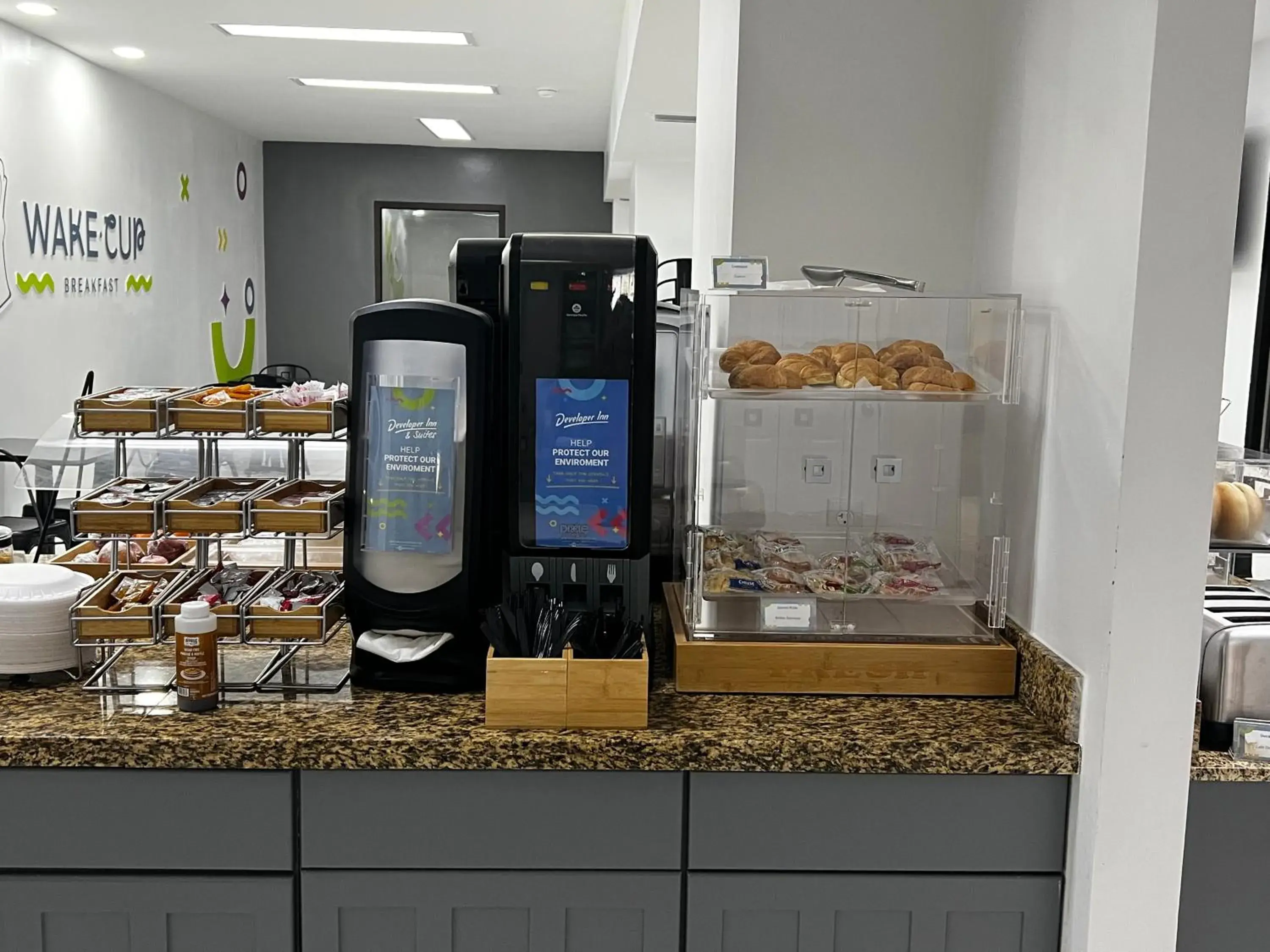 Buffet breakfast in Baymont by Wyndham Jacksonville Airport Buffet breakfast in Baymont by Wyndham Jacksonville Airport