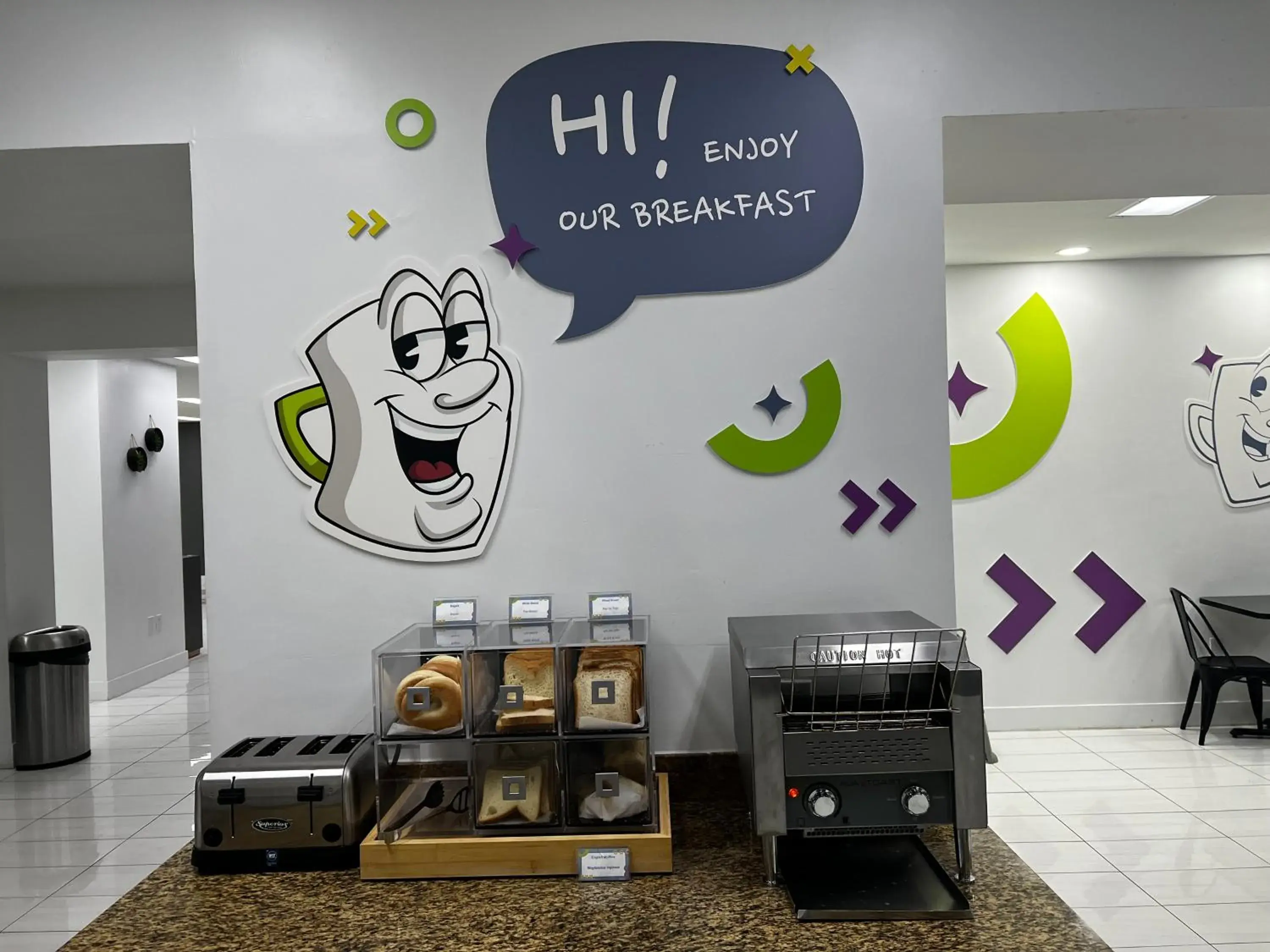 Buffet breakfast in Baymont by Wyndham Jacksonville Airport Buffet breakfast in Baymont by Wyndham Jacksonville Airport