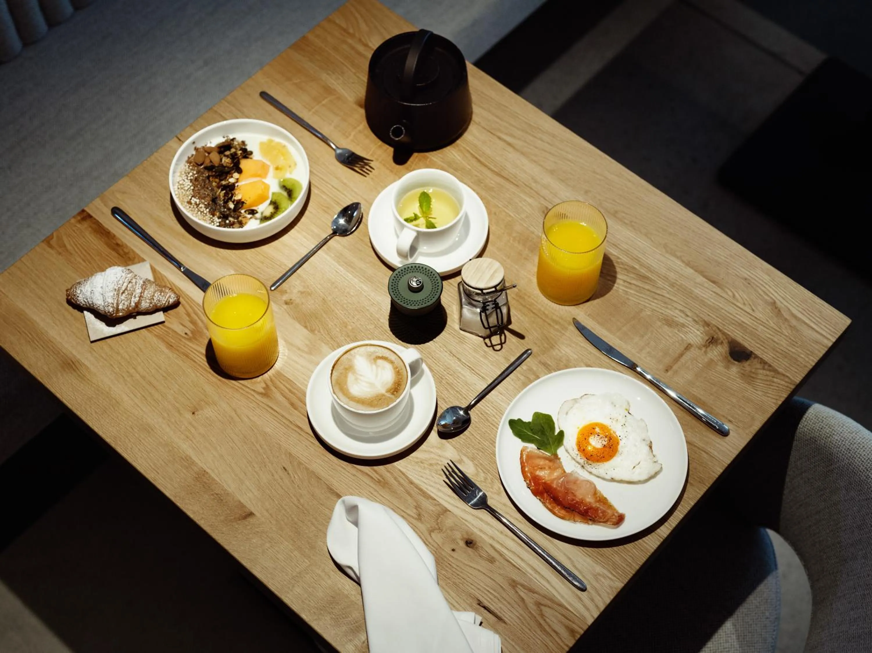 Breakfast in ADLER Historic Guesthouse