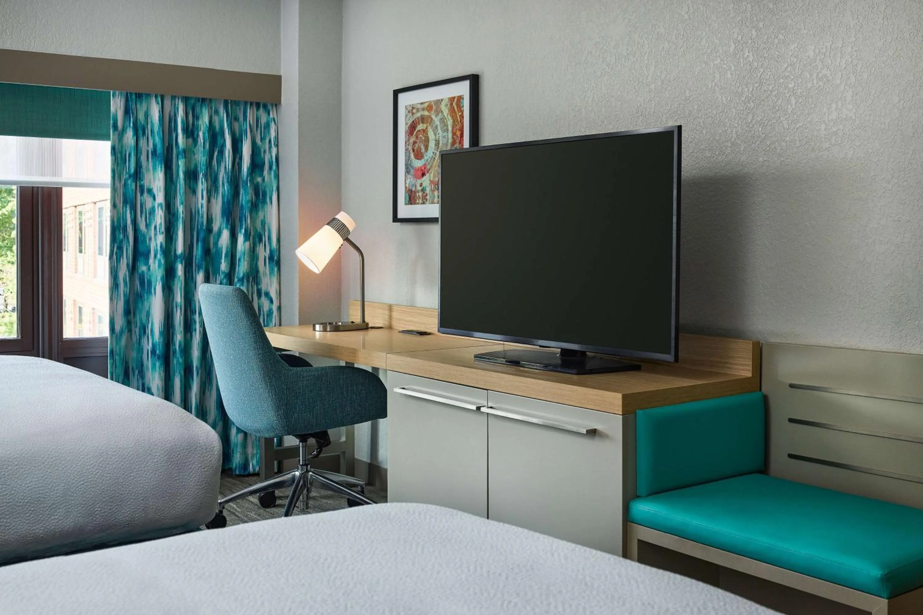 Bedroom, Bed in Hilton Garden Inn Tewksbury Andover