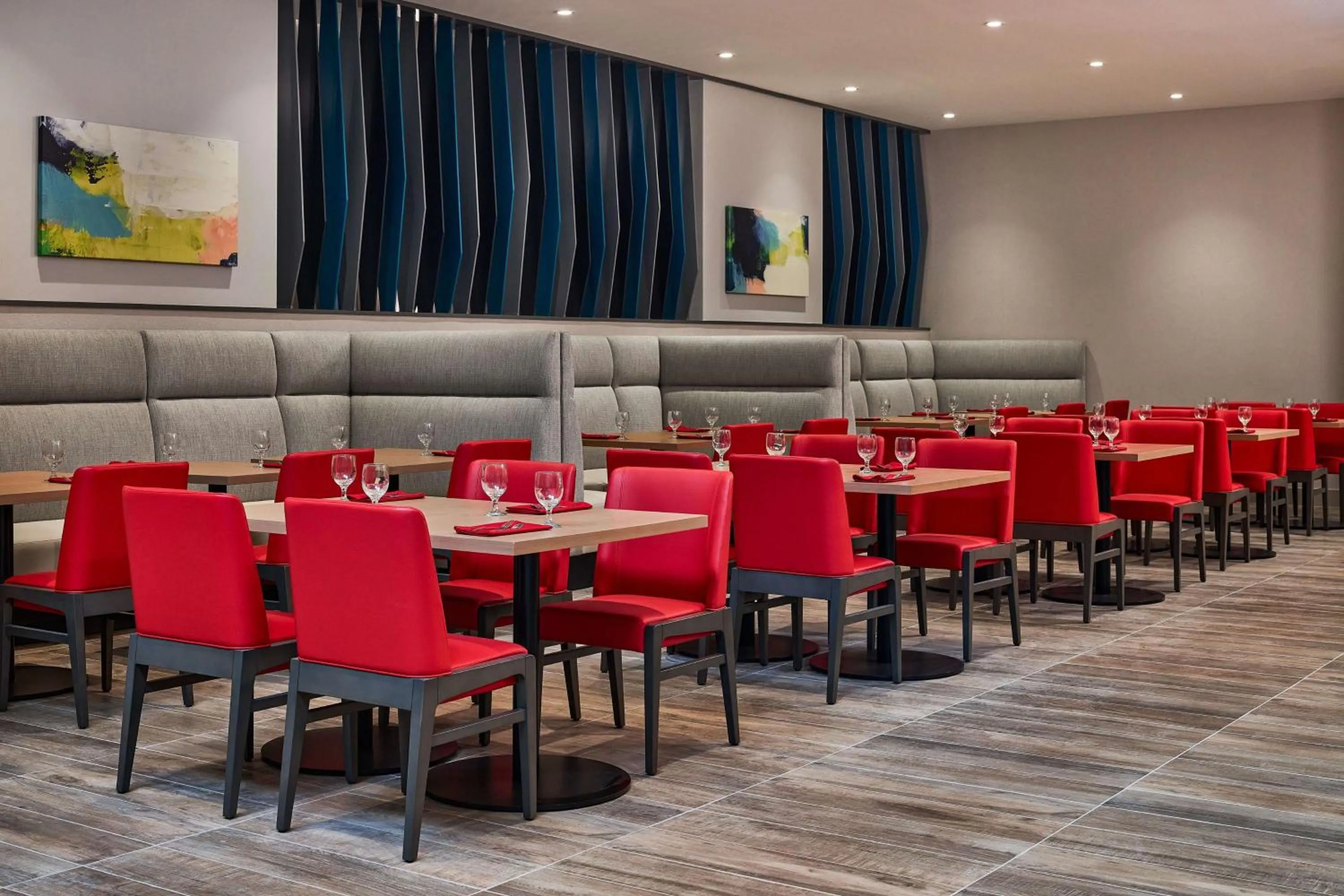 Restaurant/places to eat in Hilton Garden Inn Tewksbury Andover