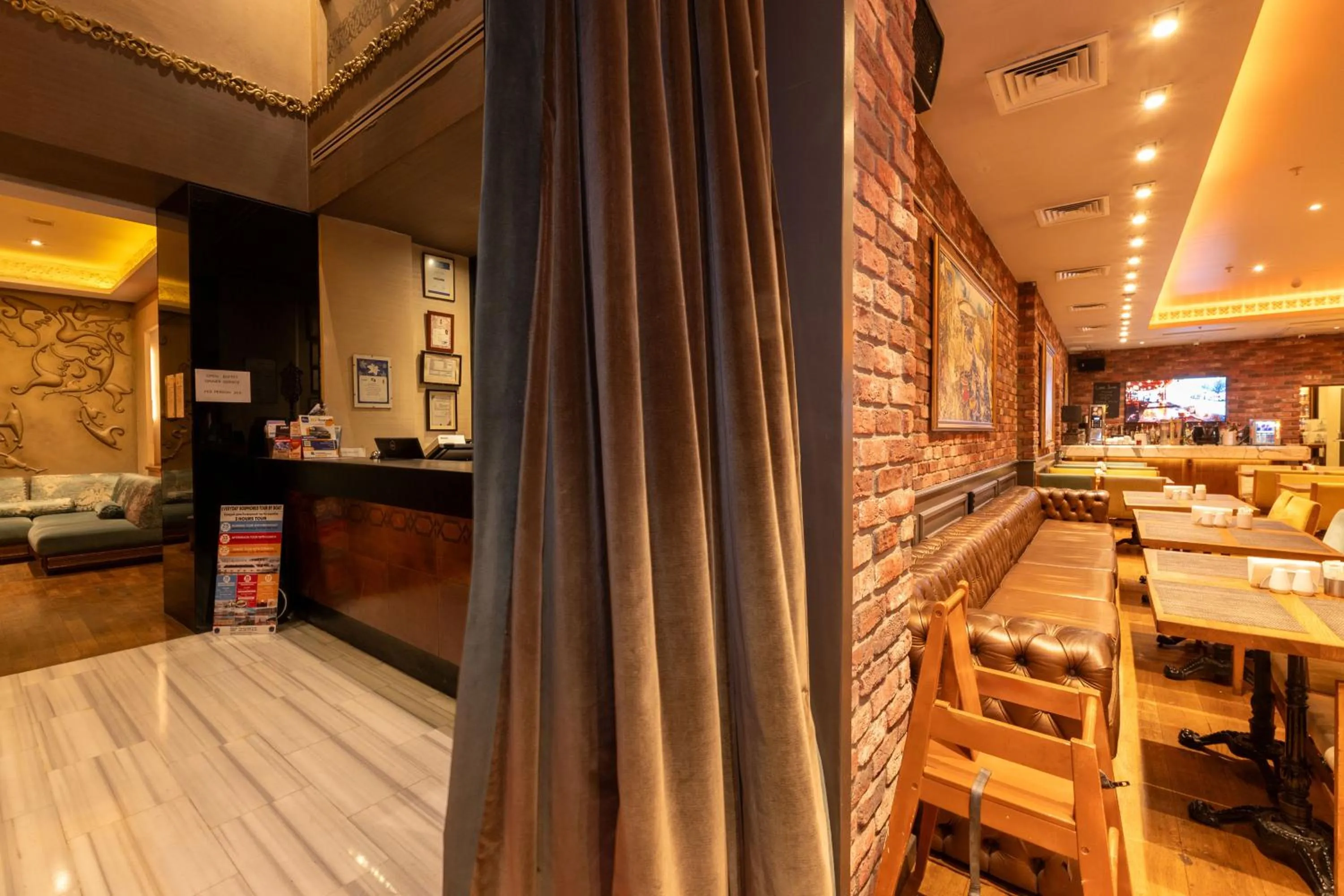 Restaurant/places to eat in Pera Tulip Hotel & Spa