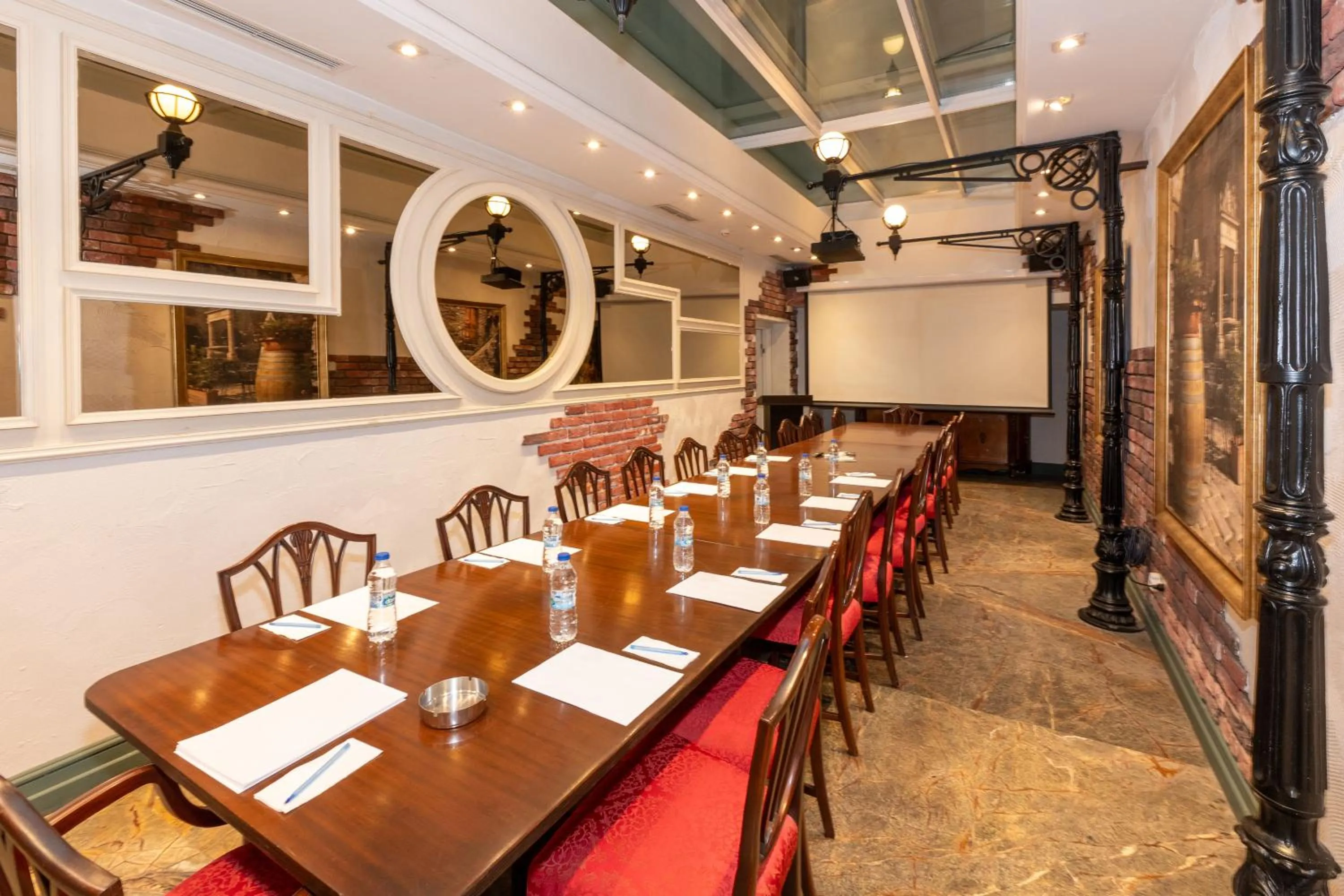 Meeting/conference room in Pera Tulip Hotel & Spa