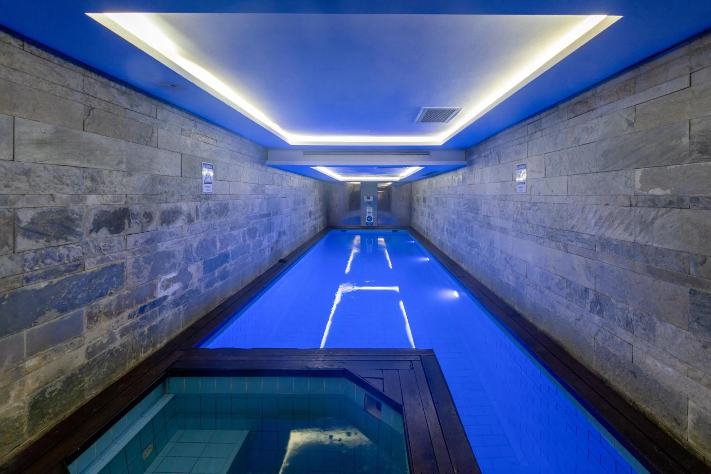 Swimming pool in Pera Tulip Hotel & Spa