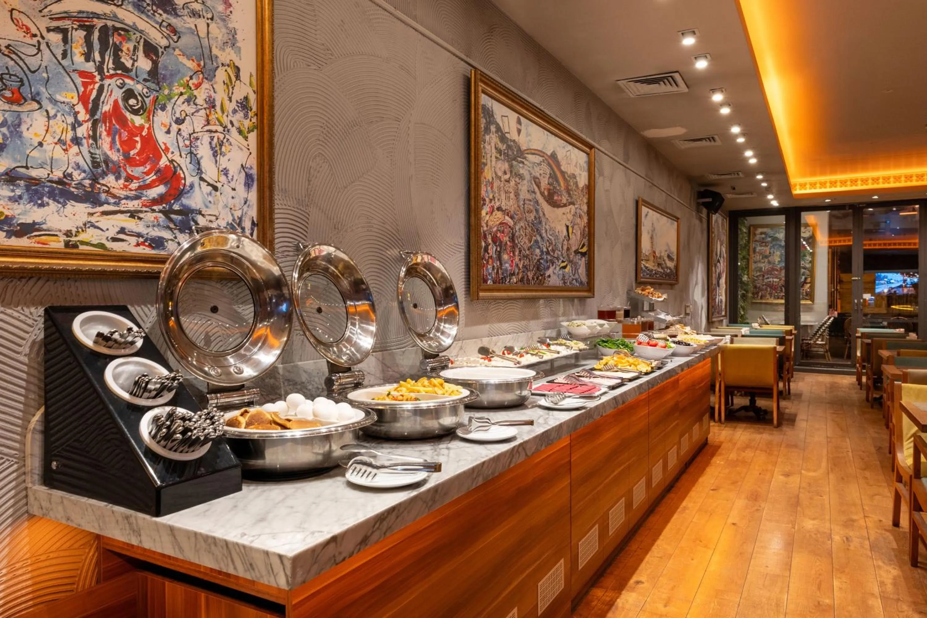 Restaurant/places to eat in Pera Tulip Hotel & Spa