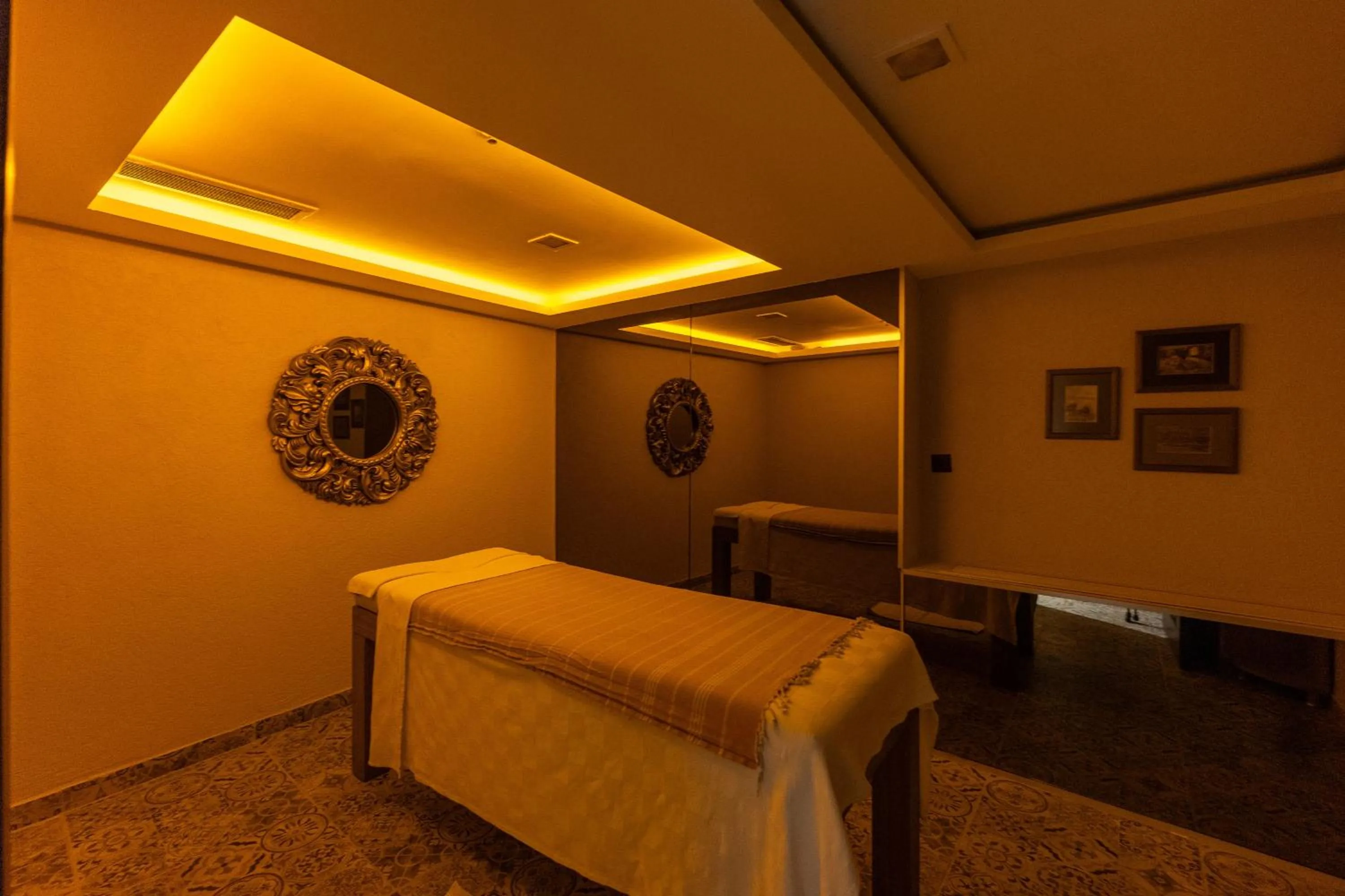 Spa and wellness centre/facilities, Bed in Pera Tulip Hotel & Spa