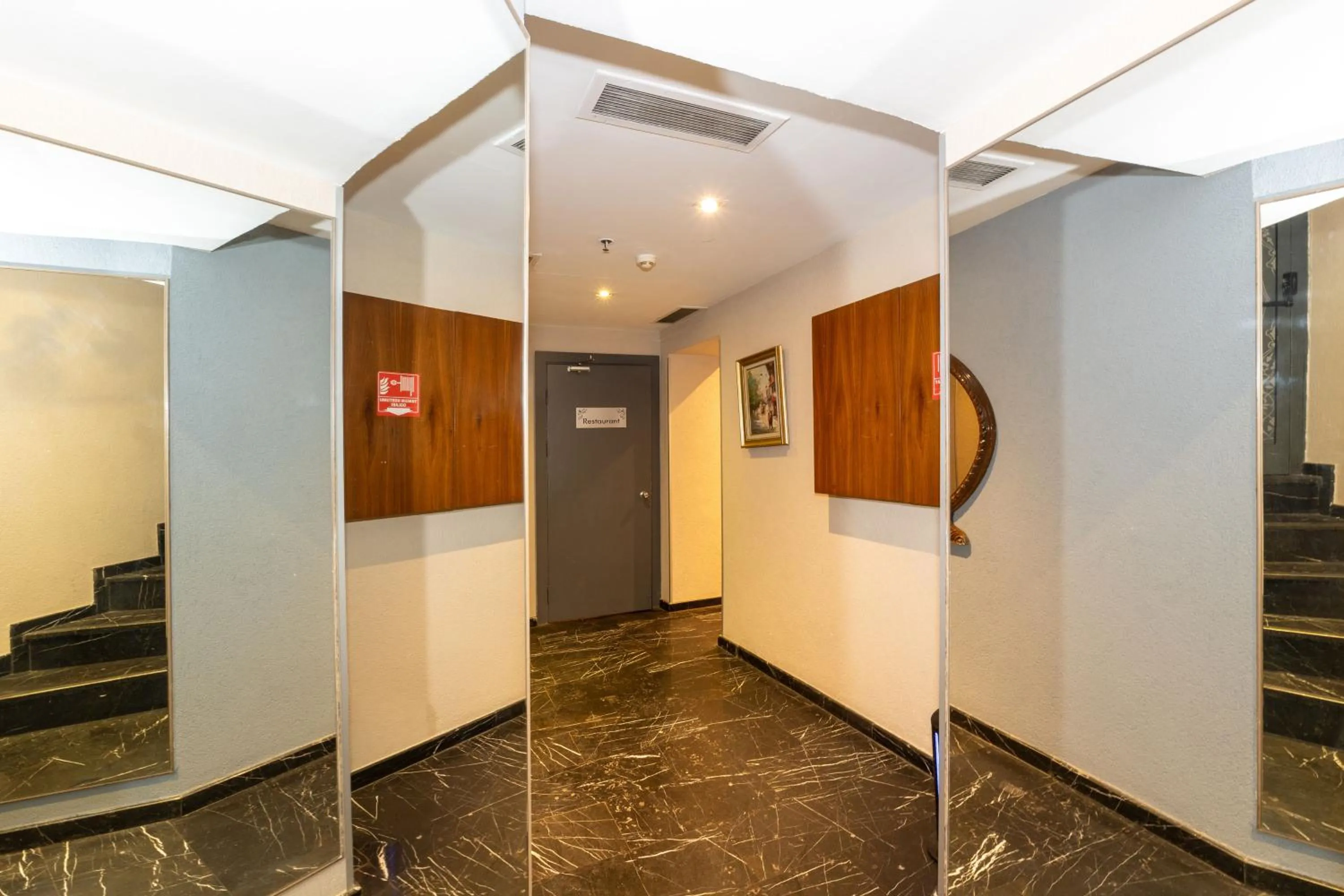 Spa and wellness centre/facilities in Pera Tulip Hotel & Spa