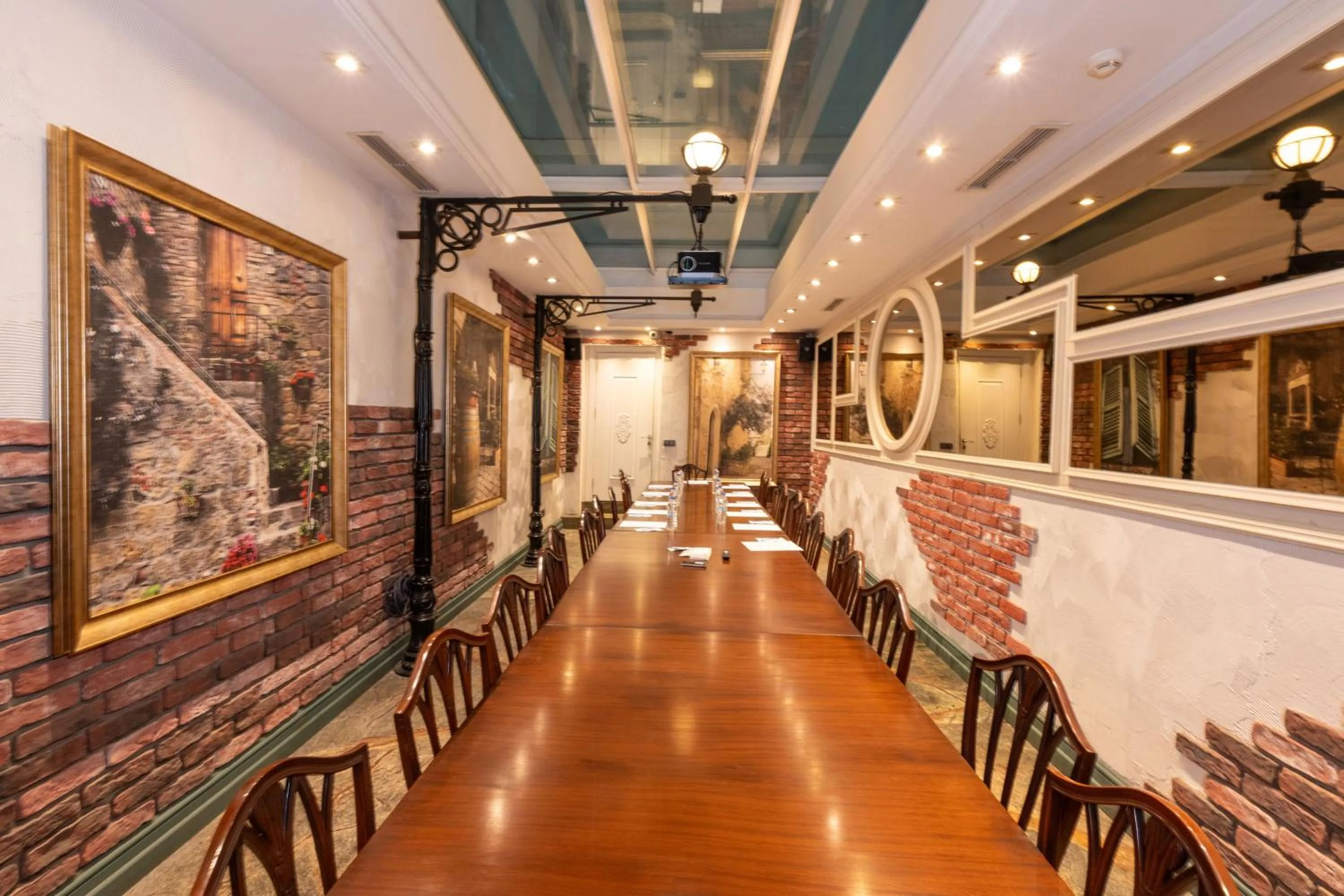 Meeting/conference room in Pera Tulip Hotel & Spa