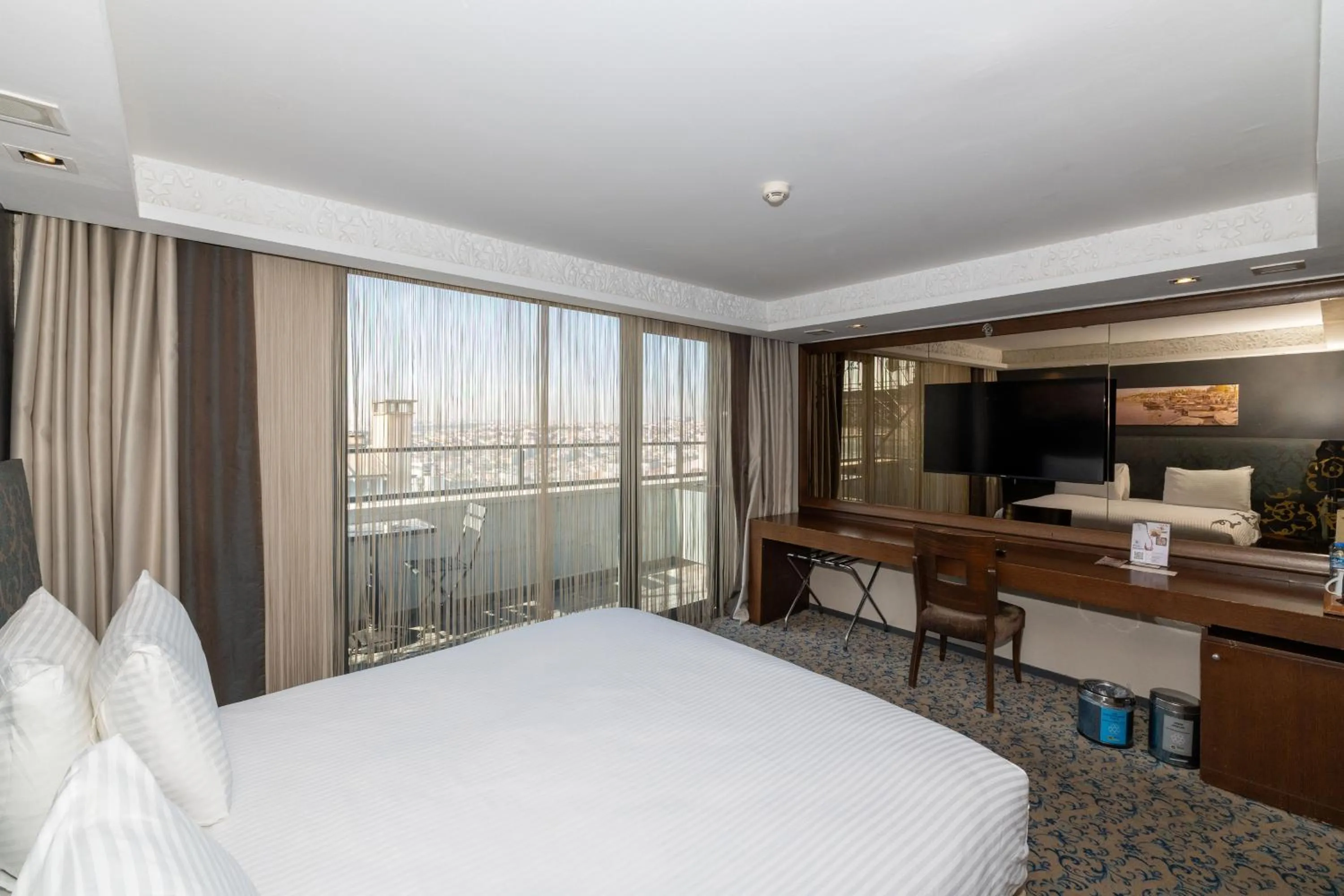 Photo of the whole room, Bed in Pera Tulip Hotel & Spa