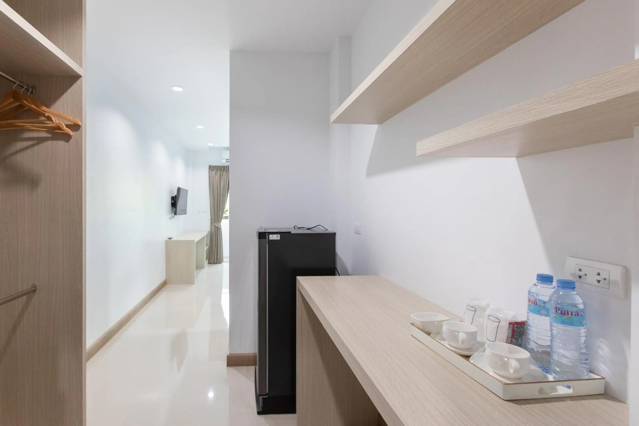 Kitchen or kitchenette in Green Hotel Phuket
