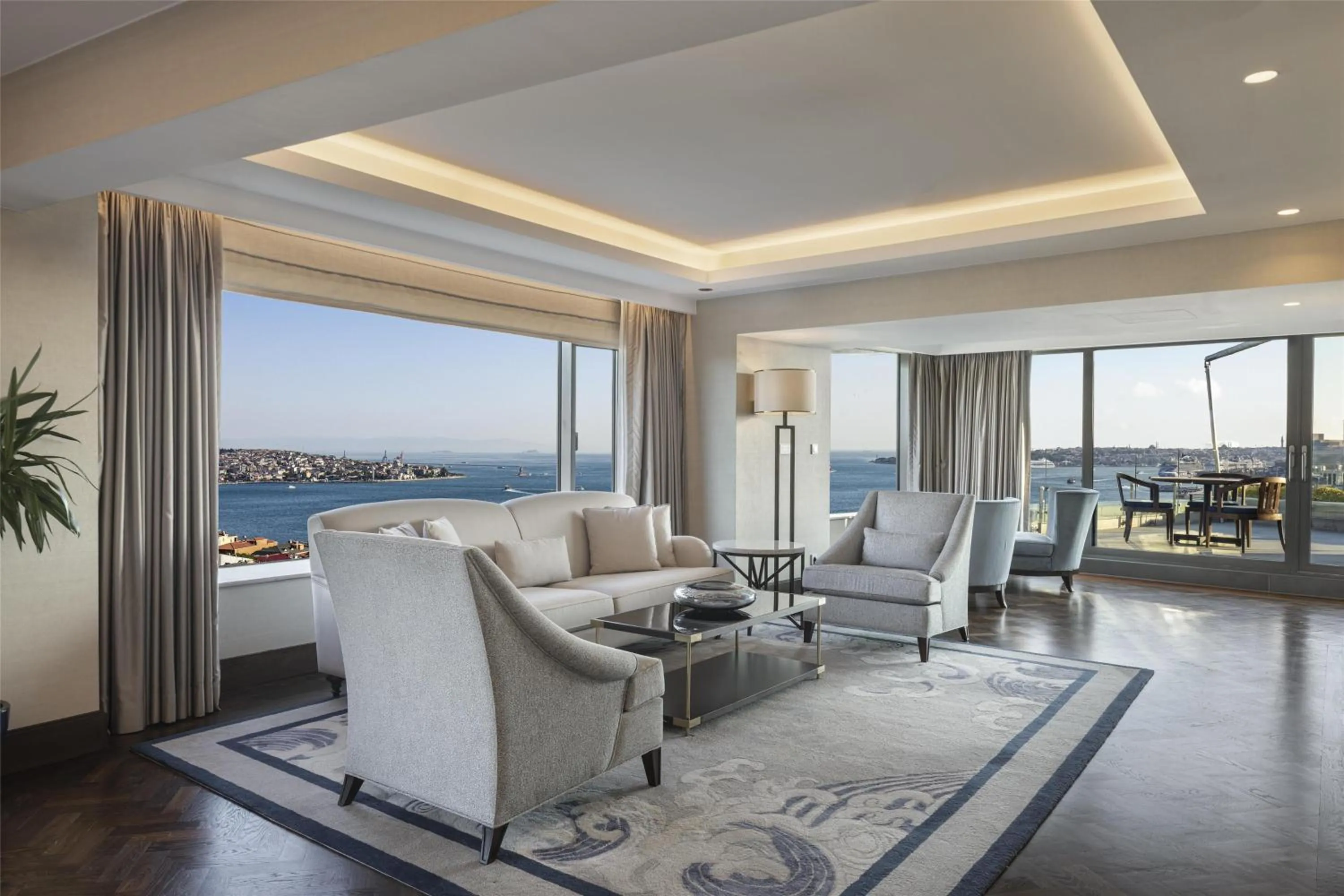 Living room in Conrad Istanbul Bosphorus