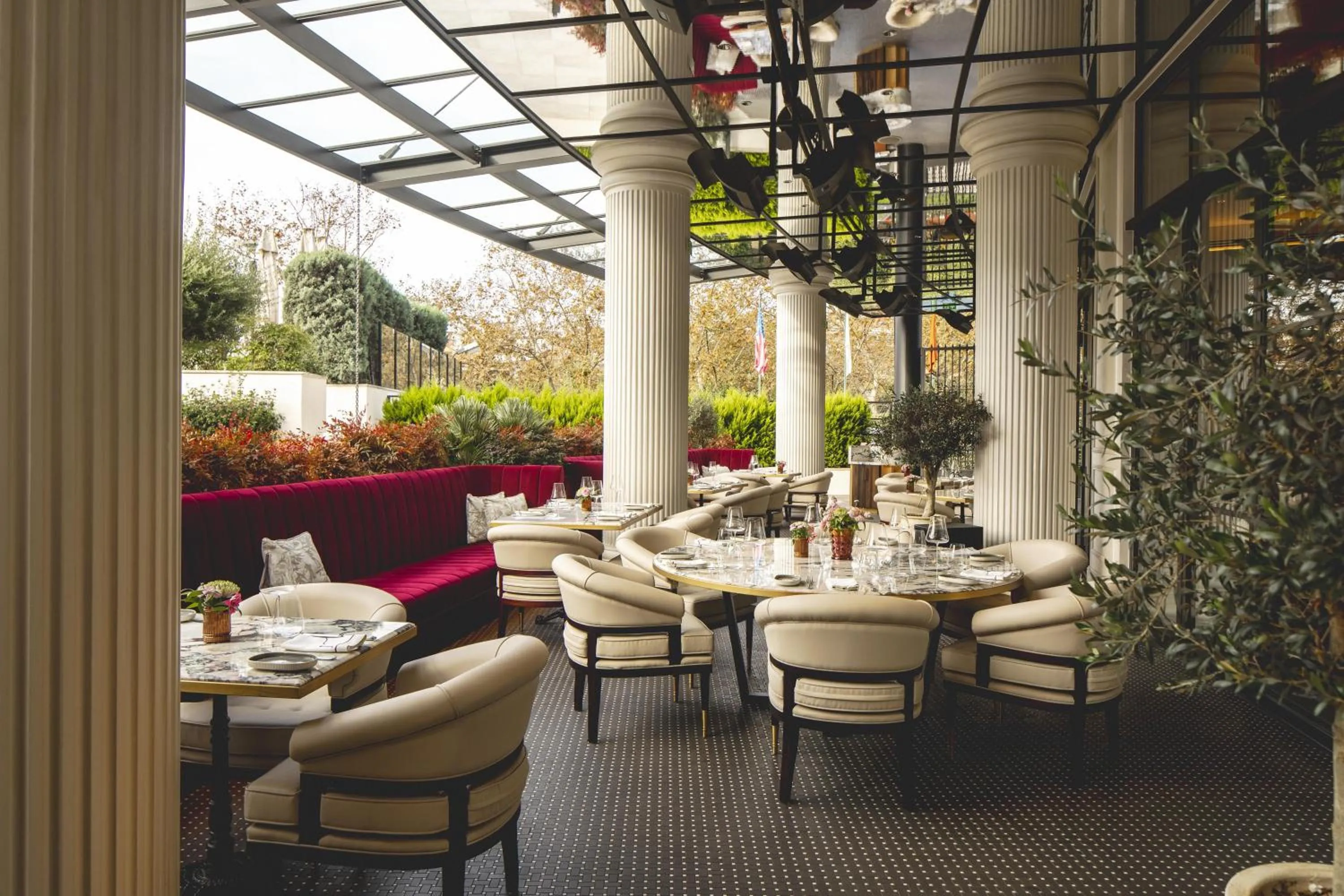 Restaurant/places to eat in Conrad Istanbul Bosphorus
