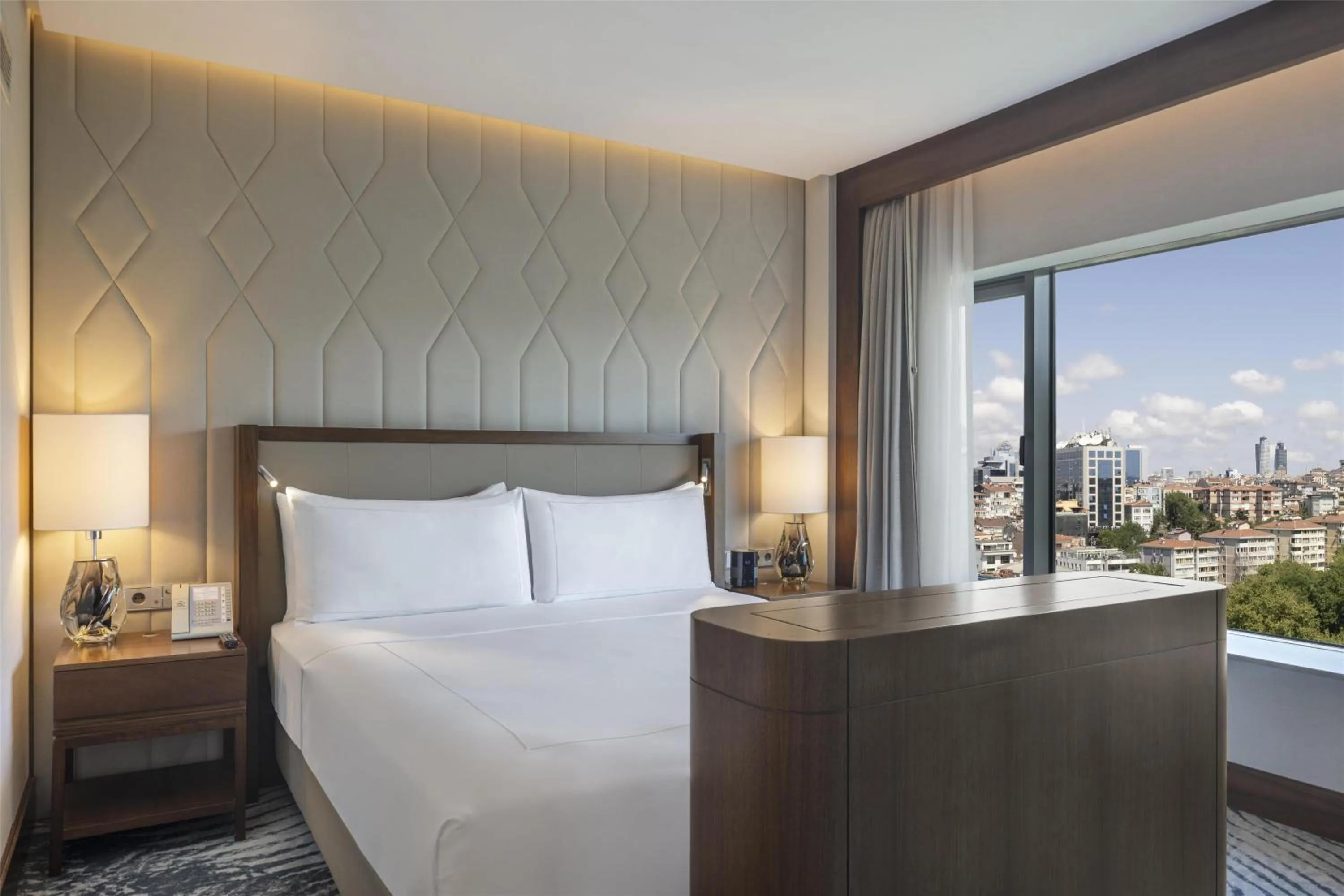 Bed in Conrad Istanbul Bosphorus