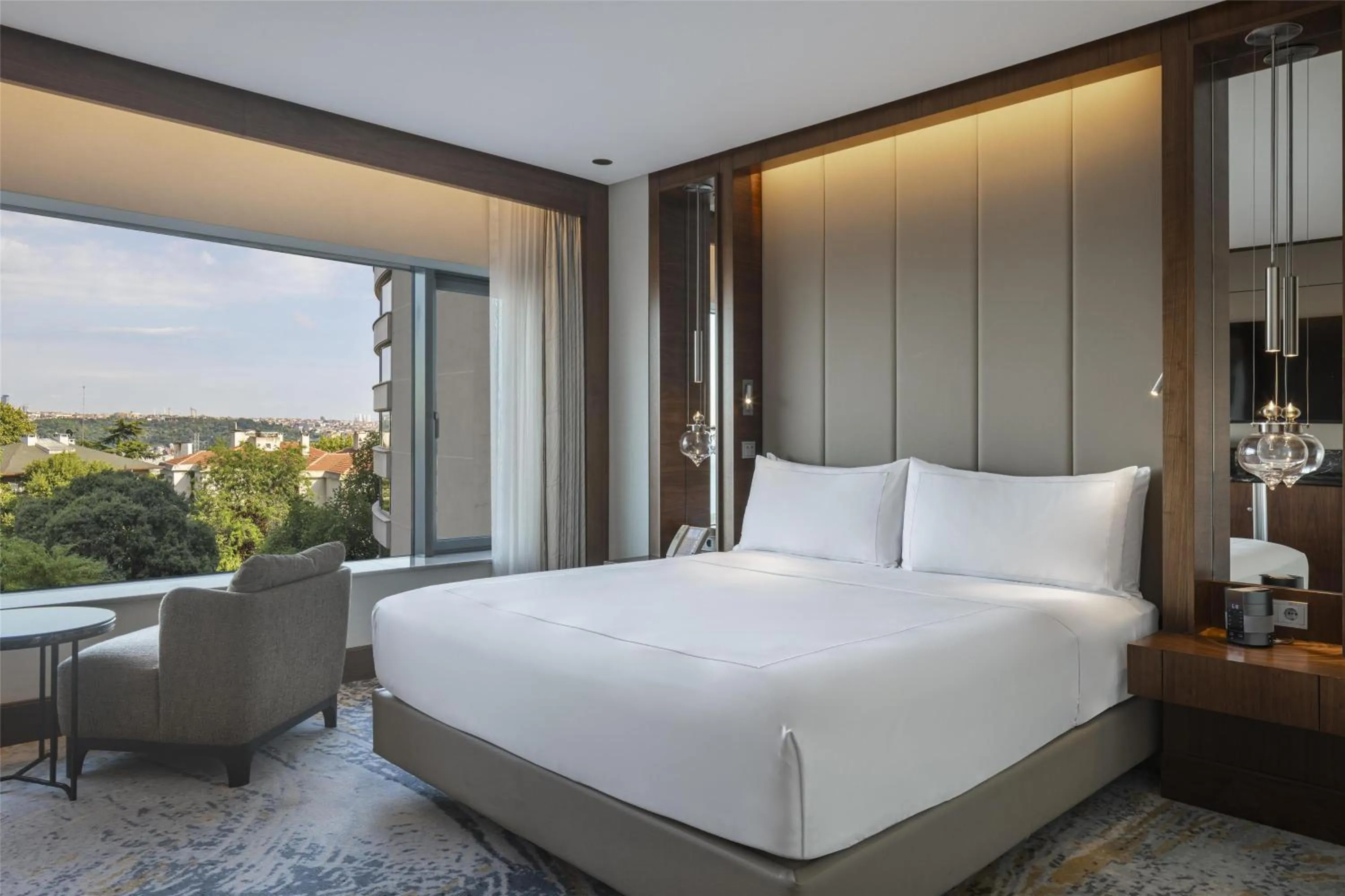 Bed in Conrad Istanbul Bosphorus