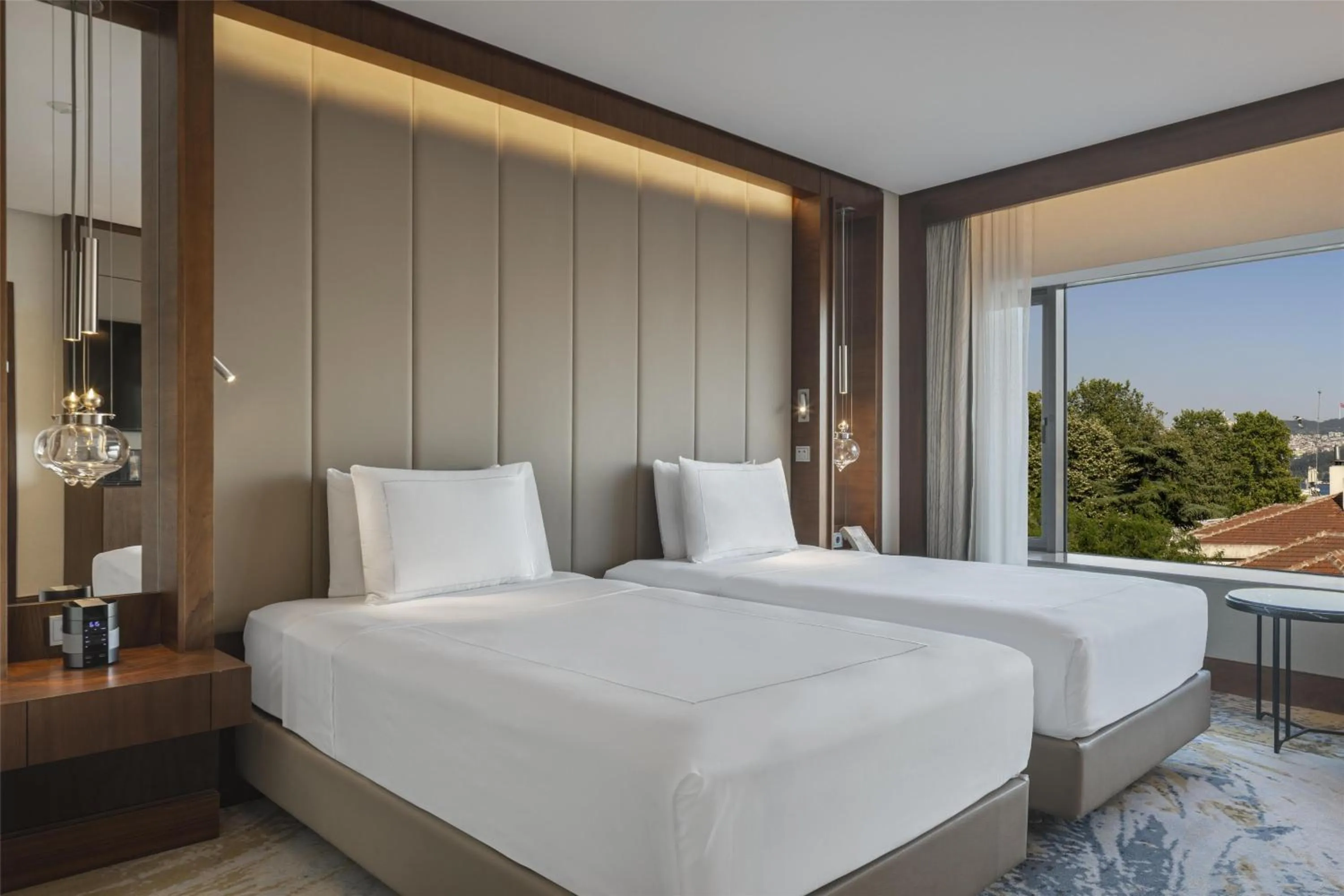 Bed in Conrad Istanbul Bosphorus