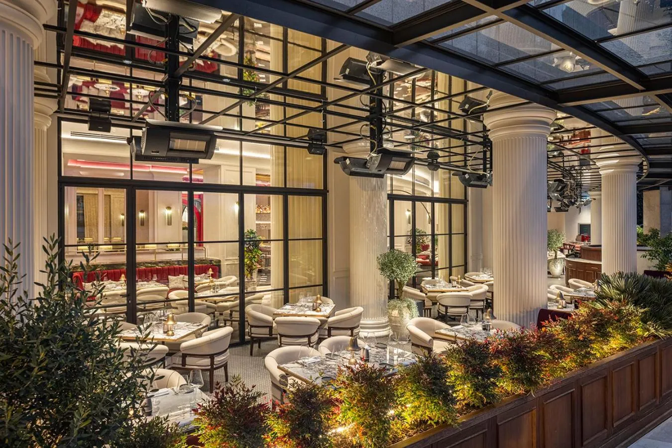 Restaurant/places to eat in Conrad Istanbul Bosphorus