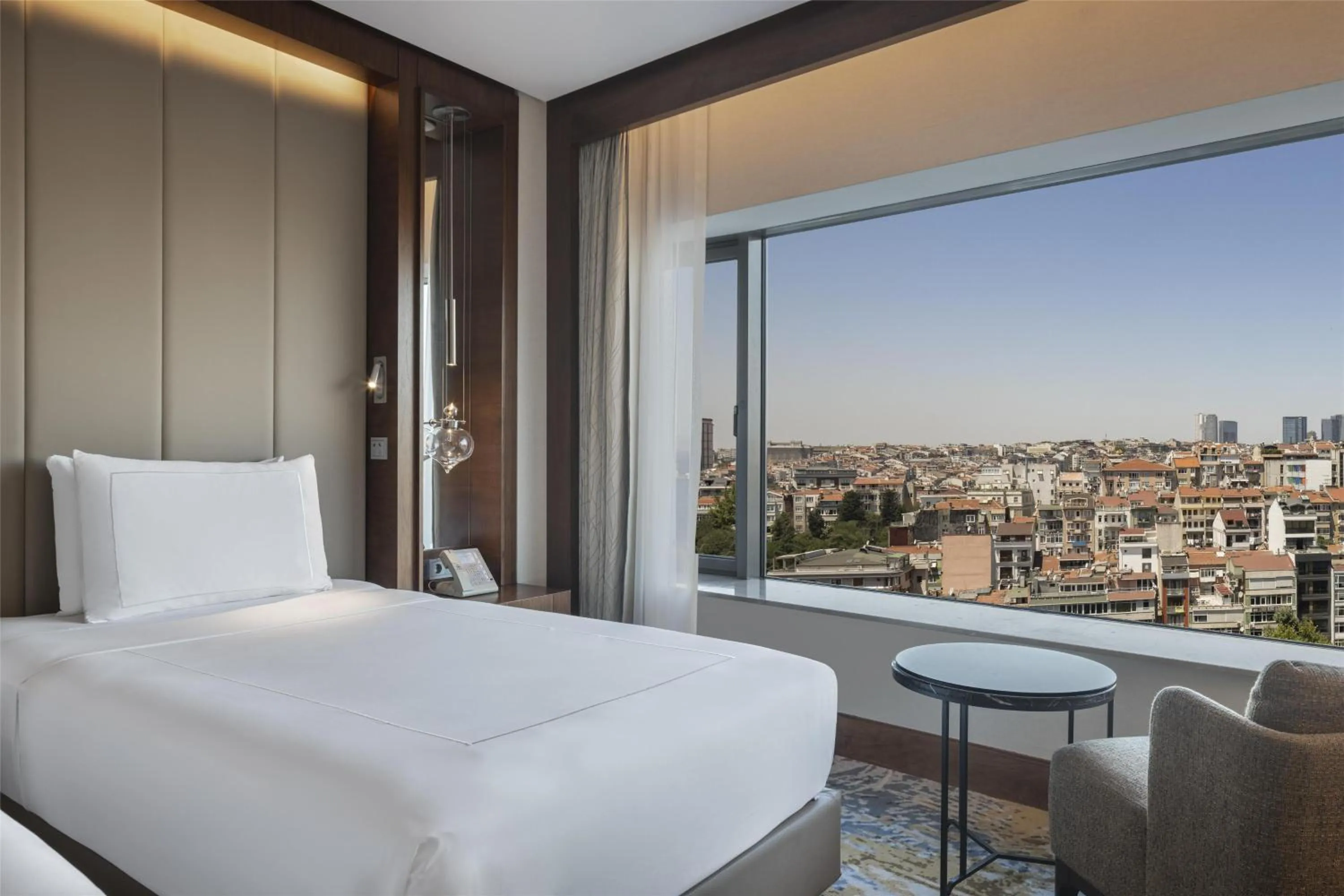 Bed in Conrad Istanbul Bosphorus