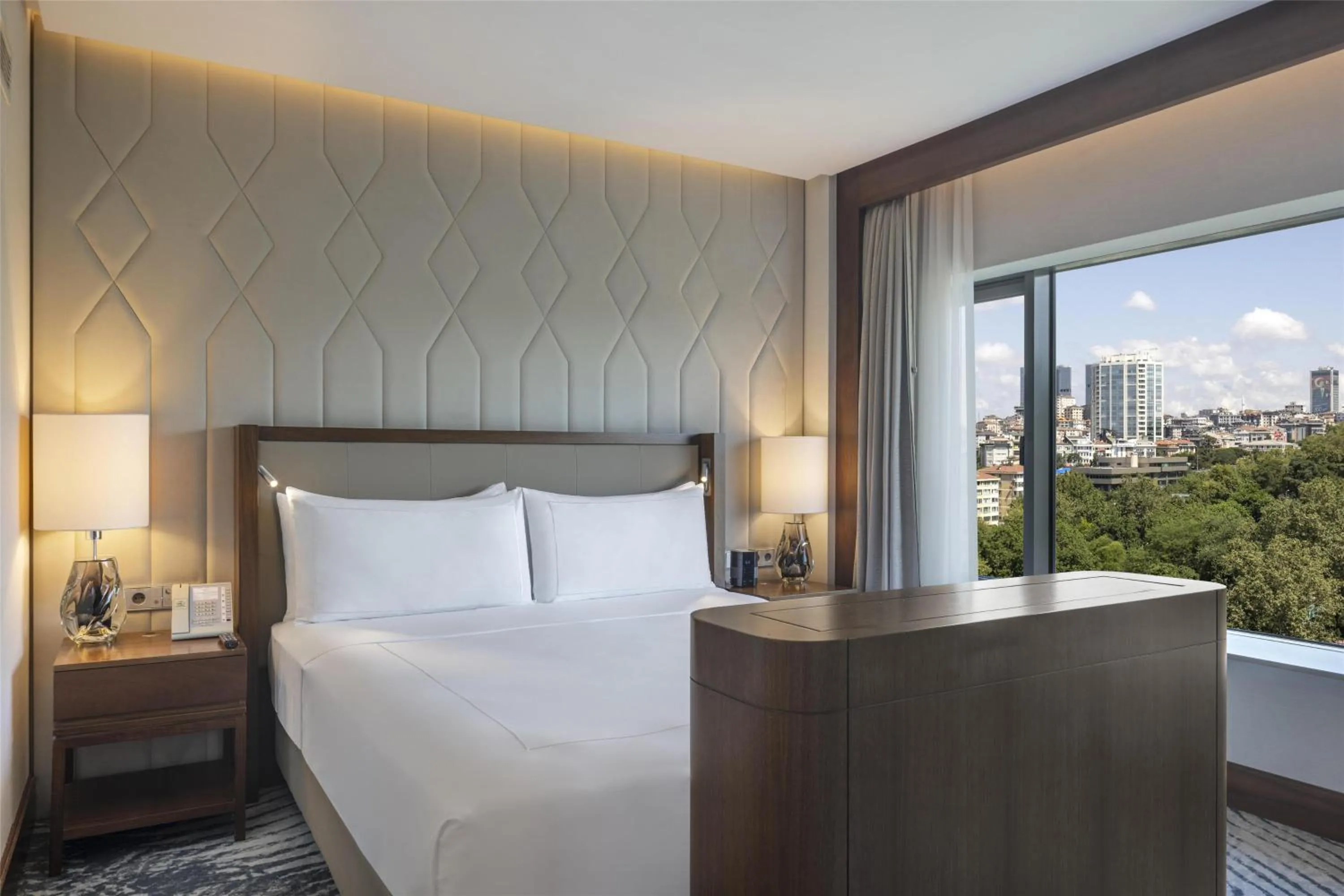 Bed in Conrad Istanbul Bosphorus