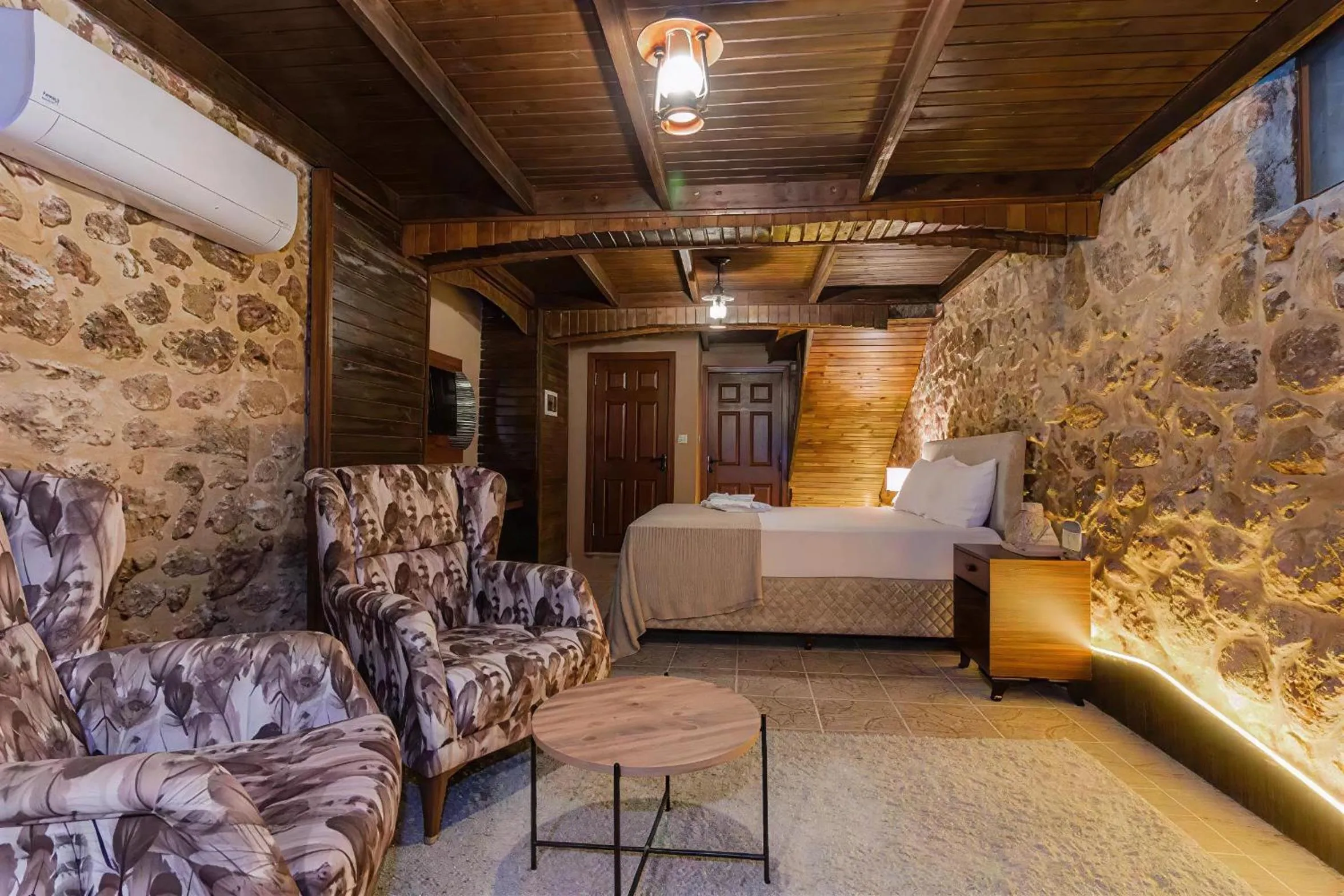 Bed in Casa Maria Hotel