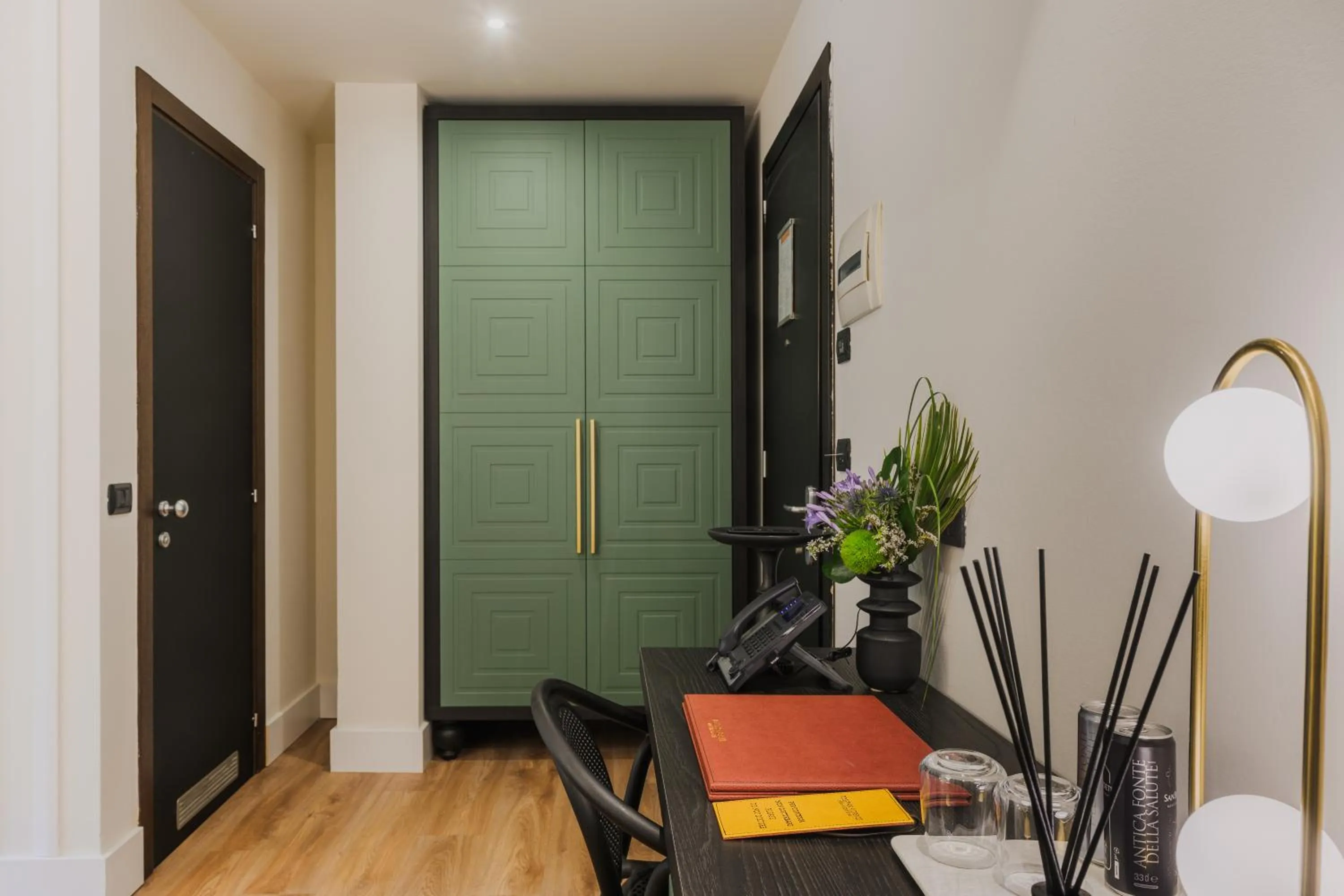 wardrobe in JOIVY Together Florence Urban Resort