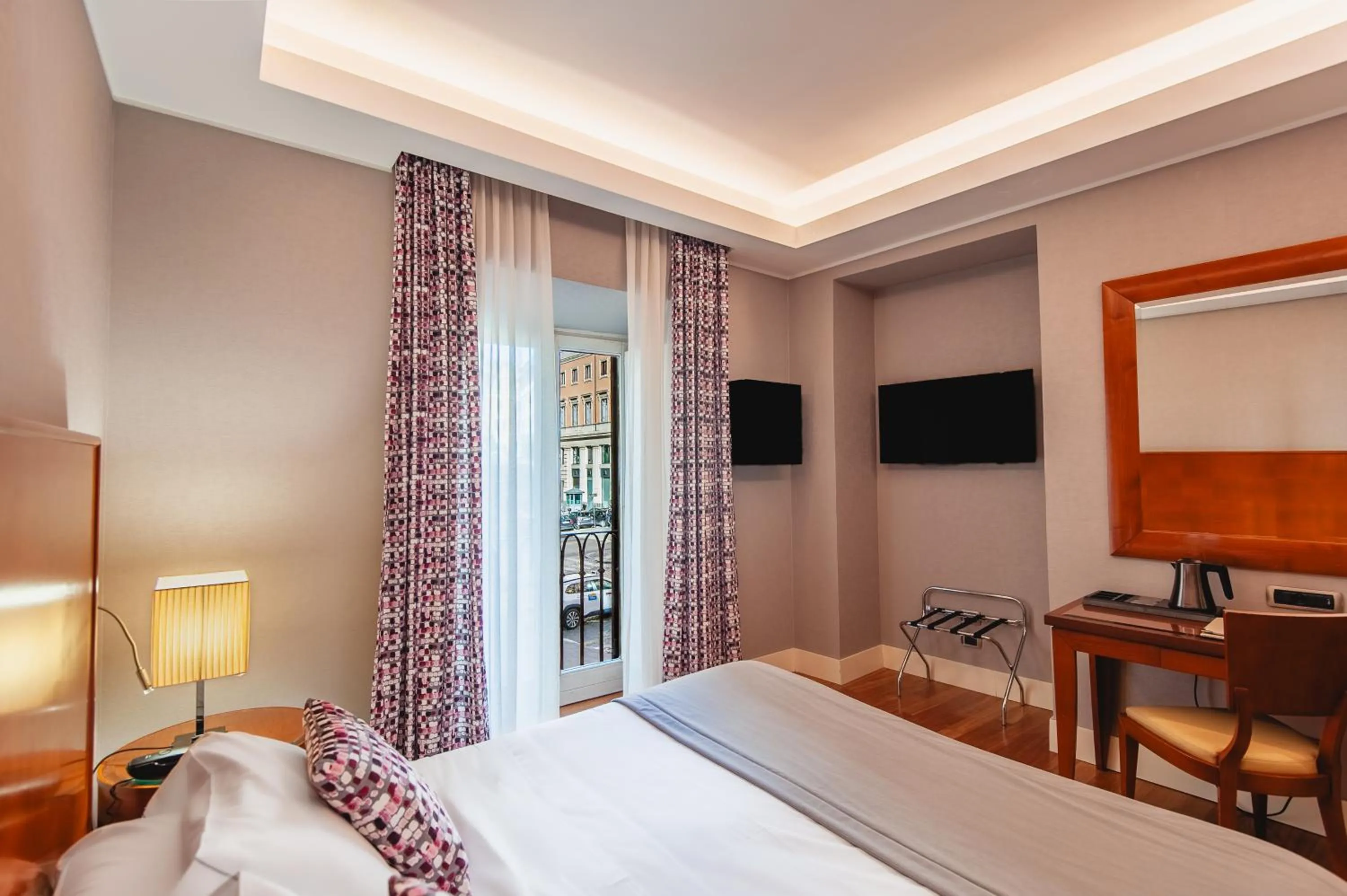 Bedroom, Bed in Hotel Delle Nazioni