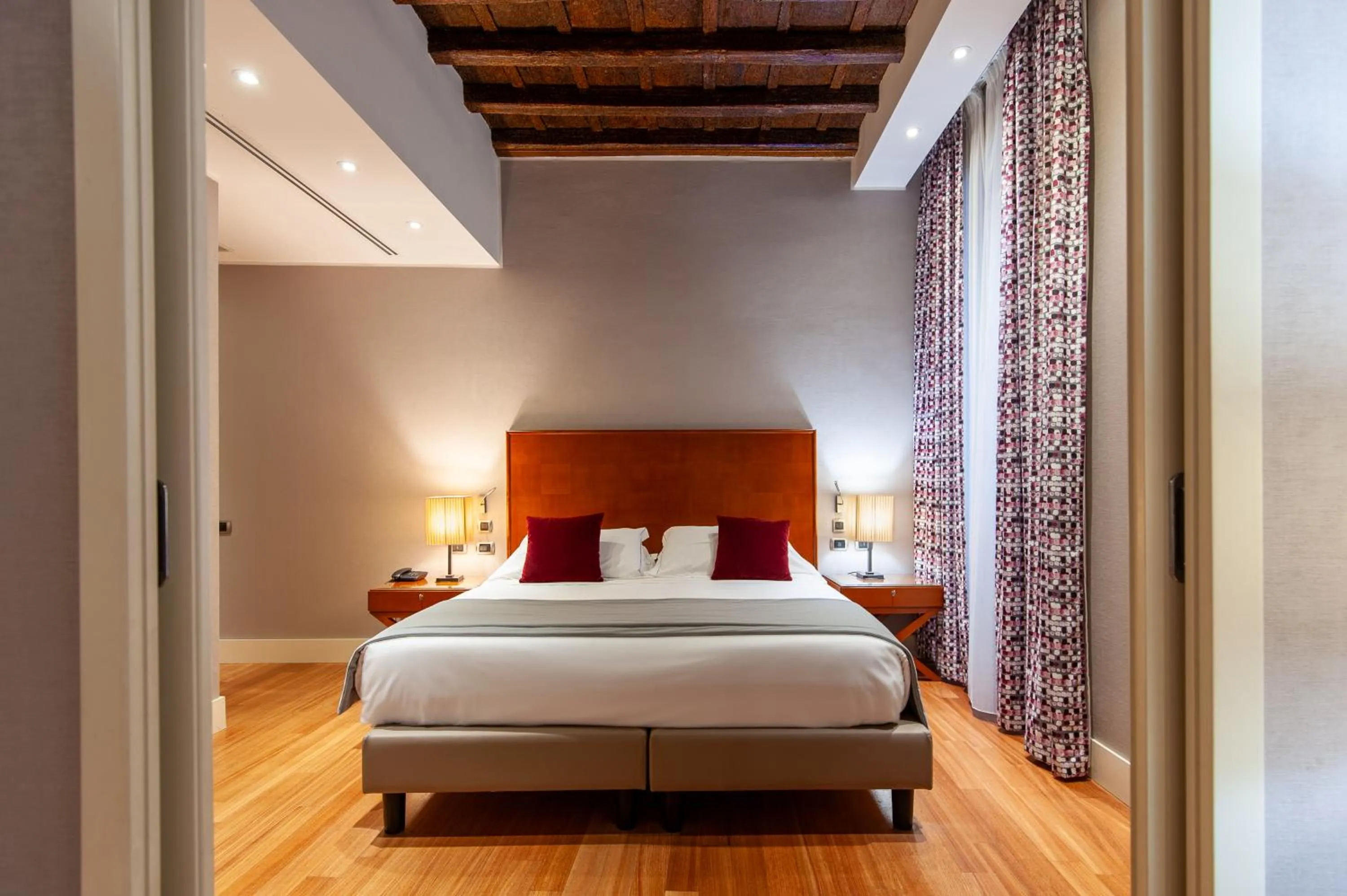 Bedroom, Bed in Hotel Delle Nazioni