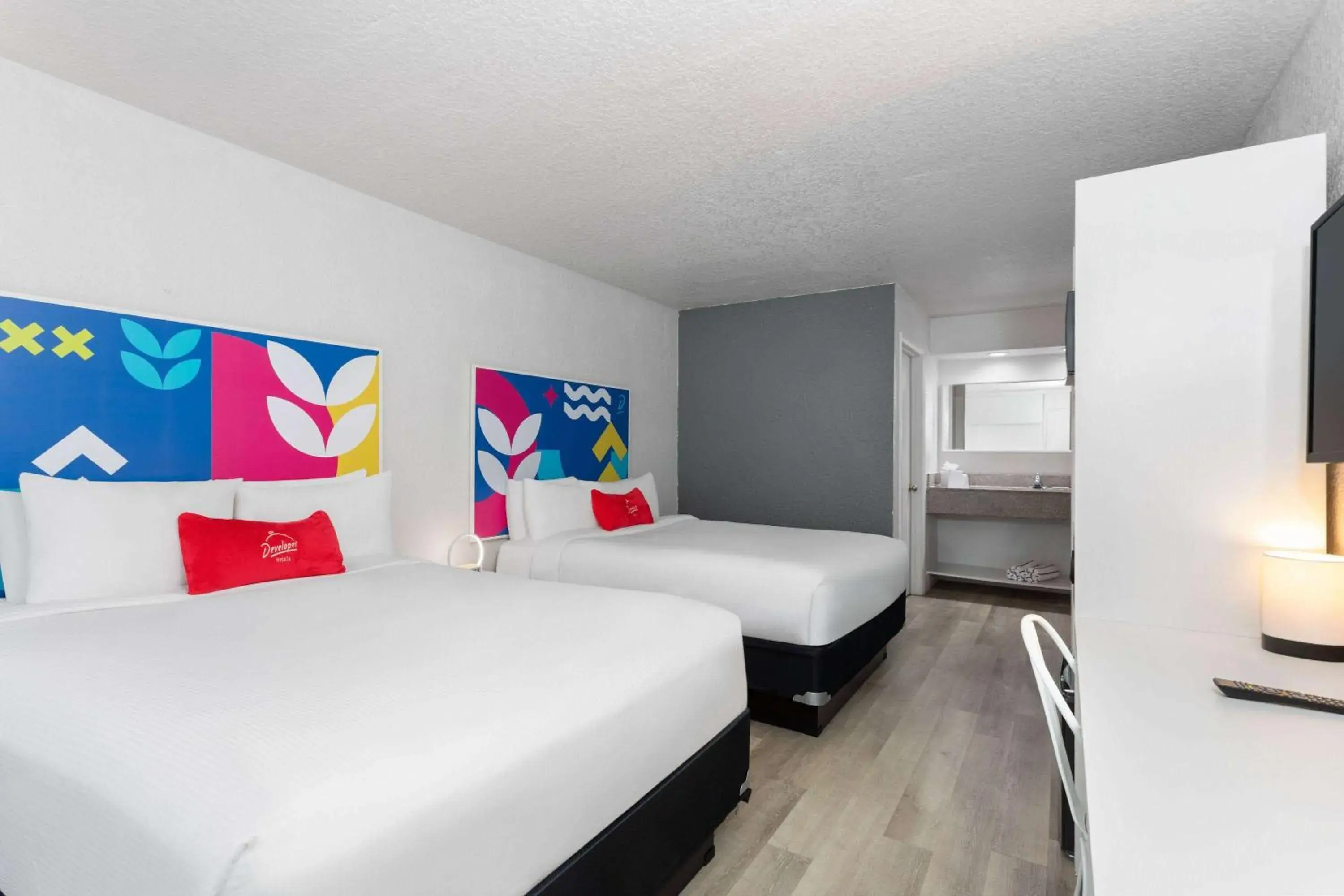 Photo of the whole room, Bed in Baymont by Wyndham Orlando Lake Buena Vista South Photo of the whole room, Bed in Baymont by Wyndham Orlando Lake Buena Vista South