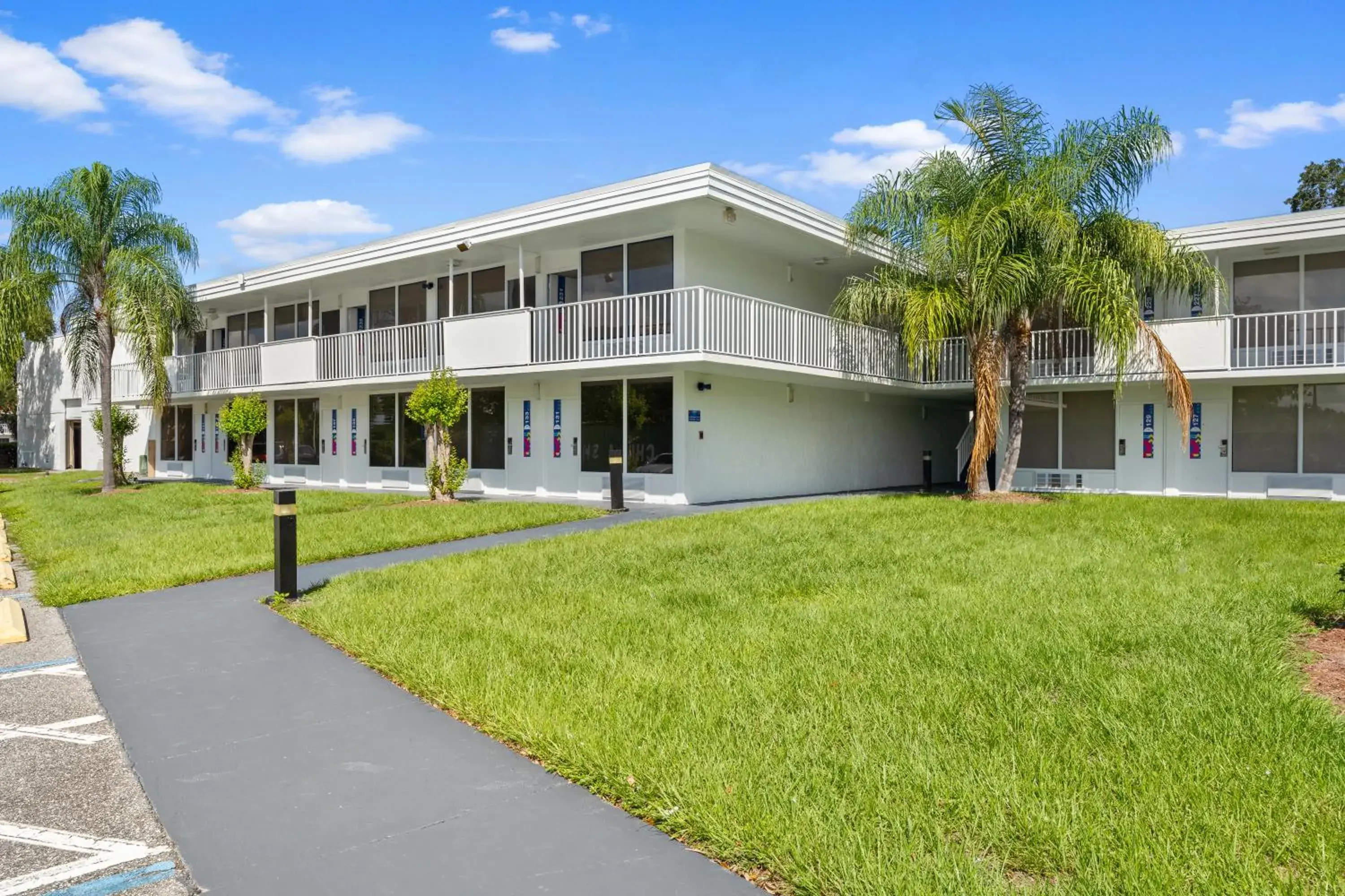 Property building in Baymont by Wyndham Orlando Lake Buena Vista South Property building in Baymont by Wyndham Orlando Lake Buena Vista South