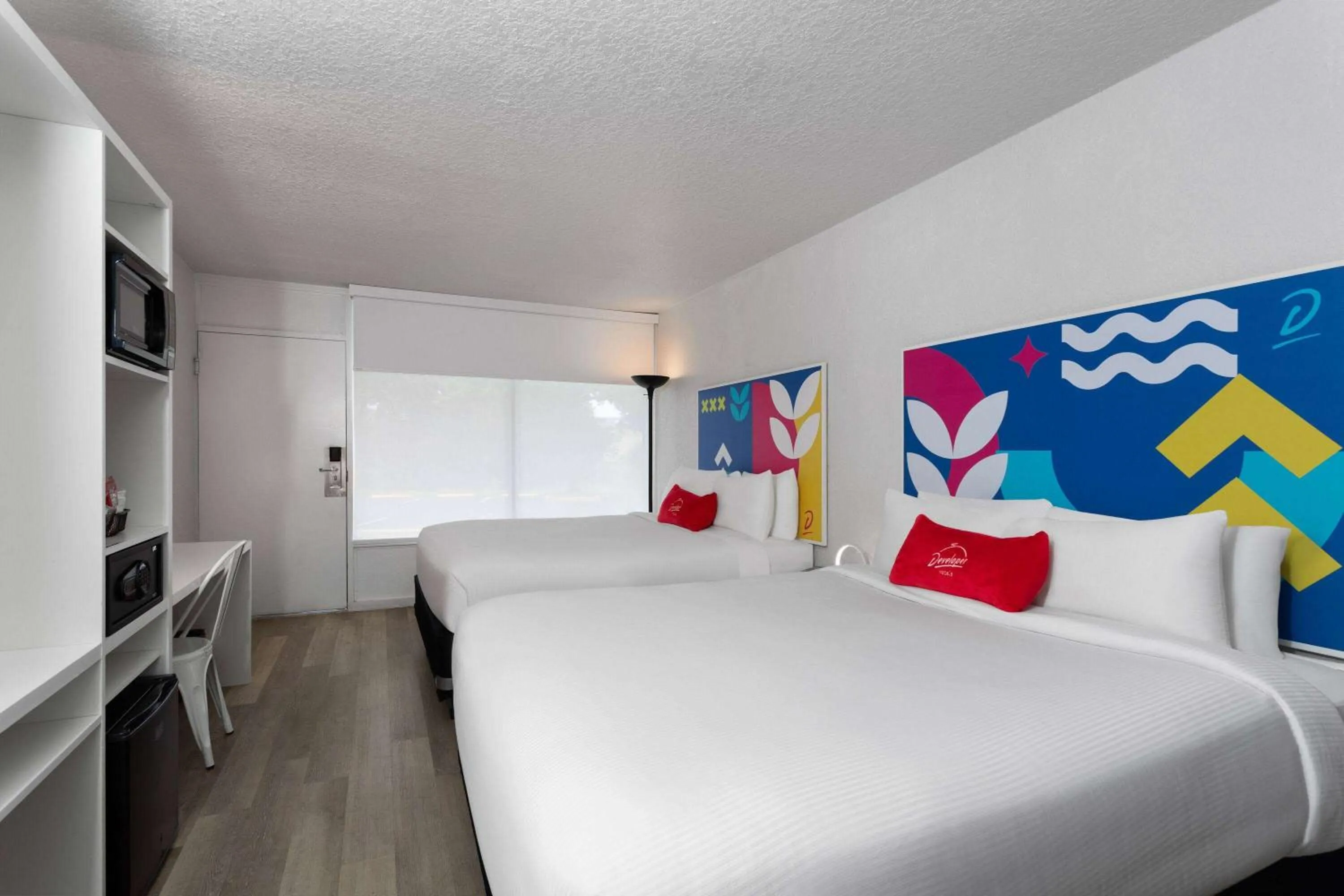 Photo of the whole room, Bed in Baymont by Wyndham Orlando Lake Buena Vista South