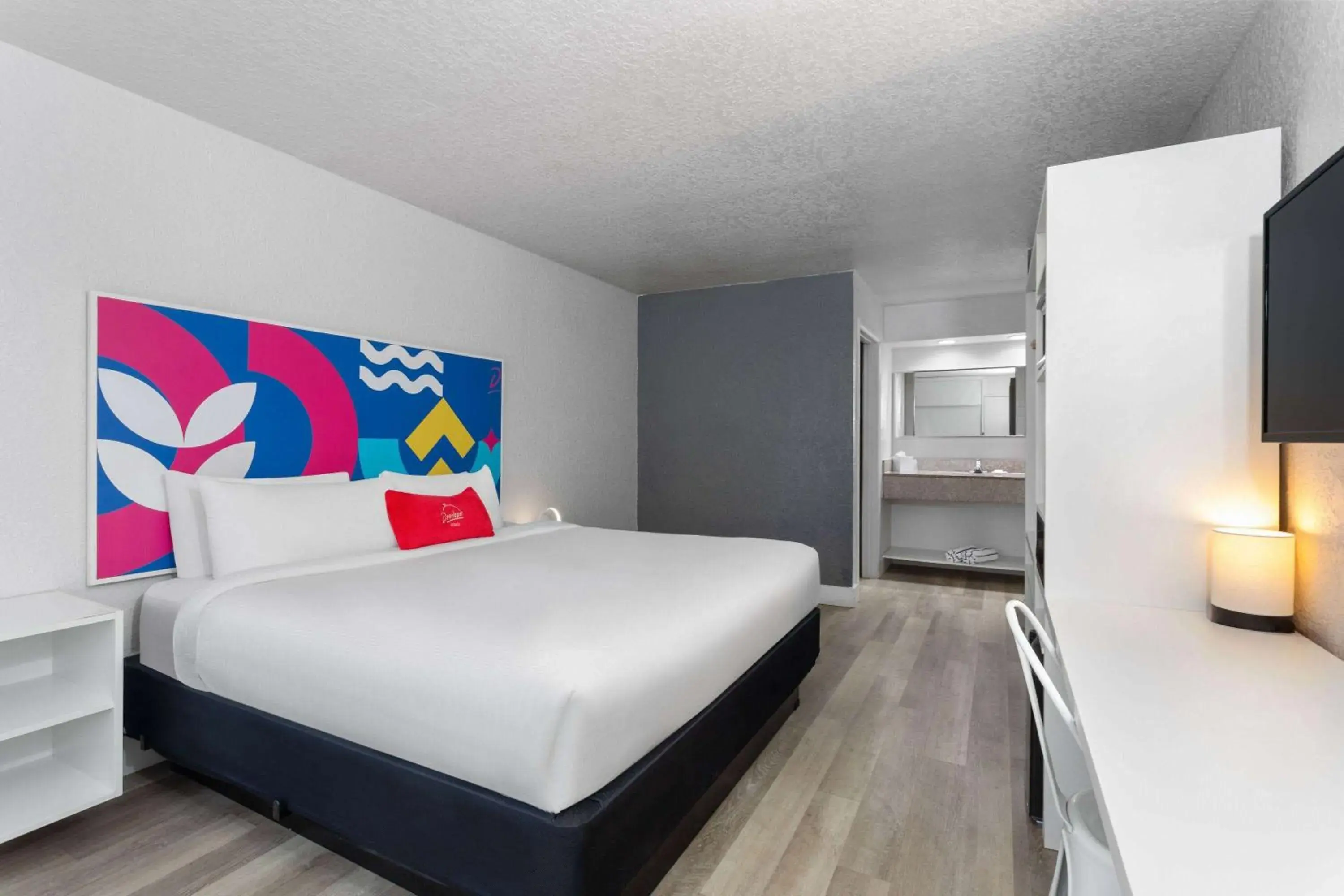 Photo of the whole room, Bed in Baymont by Wyndham Orlando Lake Buena Vista South Photo of the whole room, Bed in Baymont by Wyndham Orlando Lake Buena Vista South