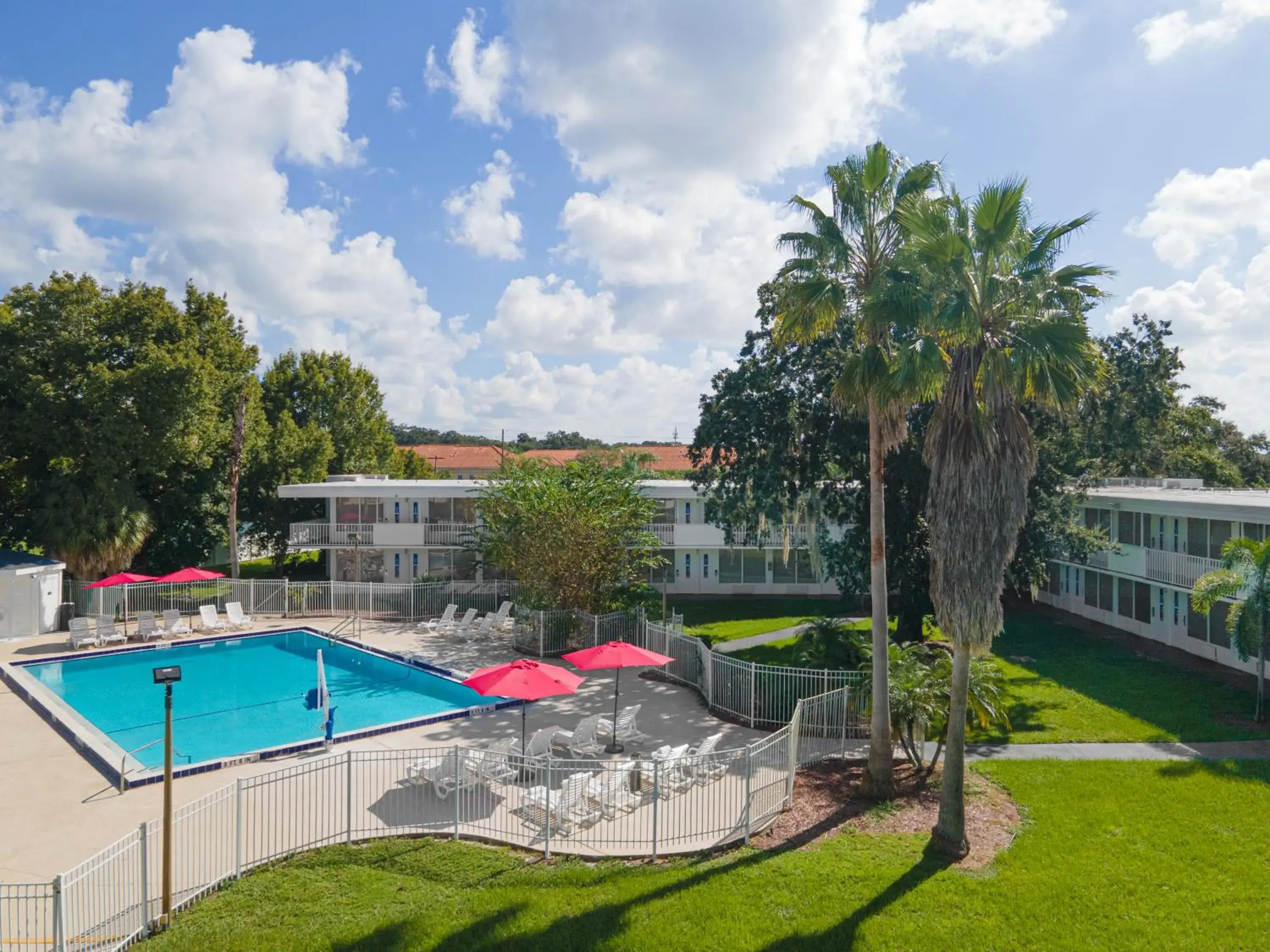 Garden view in Baymont by Wyndham Orlando Lake Buena Vista South Garden view in Baymont by Wyndham Orlando Lake Buena Vista South