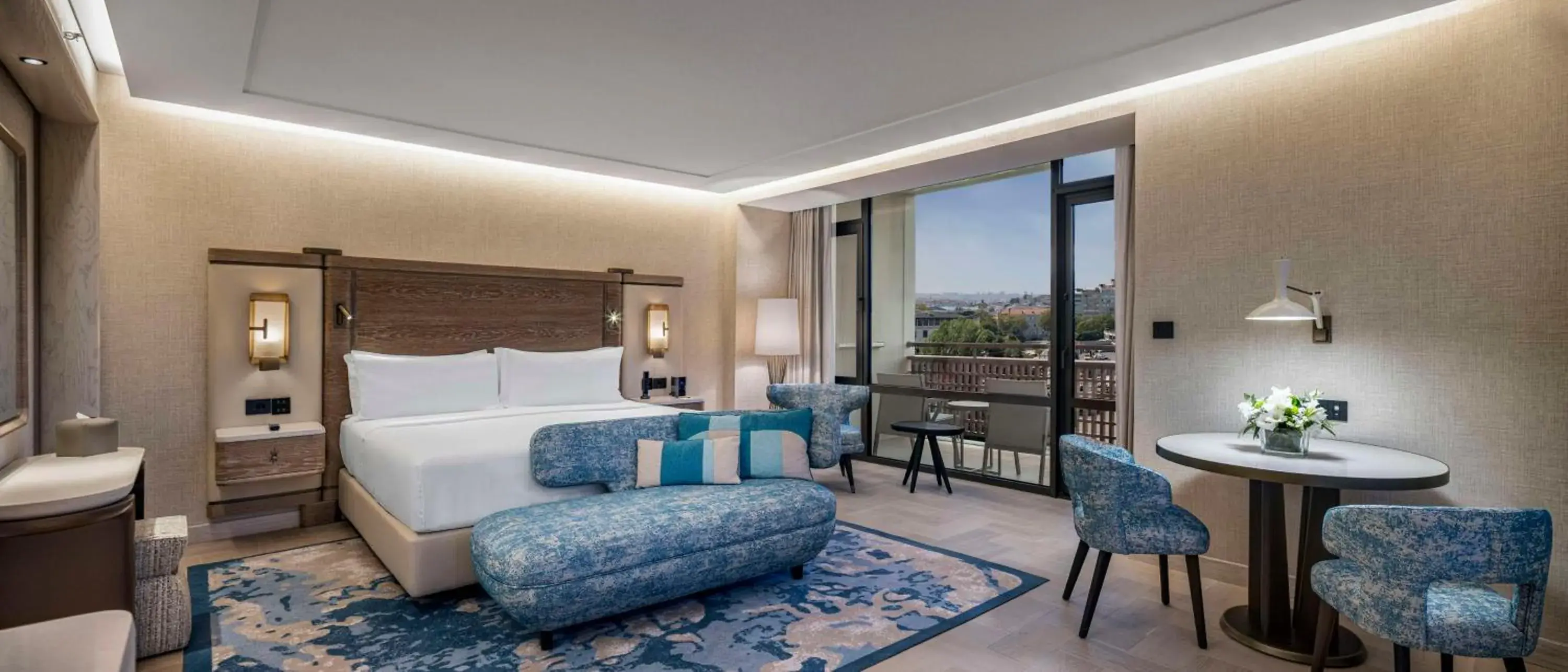 Bed in Hilton Istanbul Bosphorus Bed in Hilton Istanbul Bosphorus
