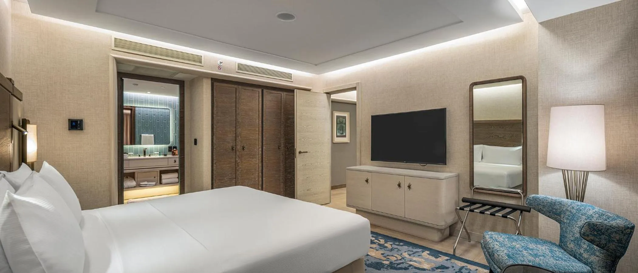 Bedroom, Bed in Hilton Istanbul Bosphorus