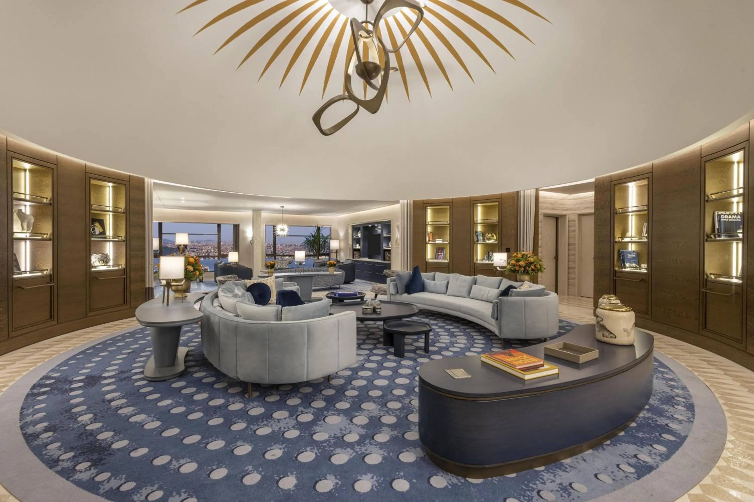 Living room in Hilton Istanbul Bosphorus