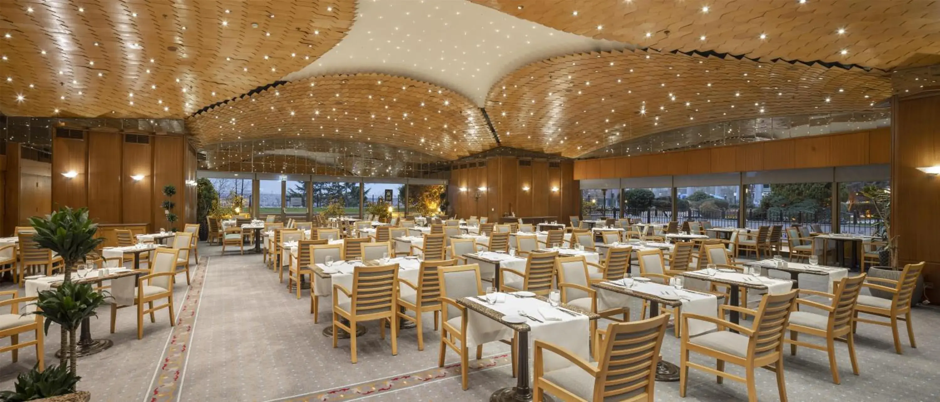 Restaurant/places to eat in Hilton Istanbul Bosphorus Restaurant/places to eat in Hilton Istanbul Bosphorus