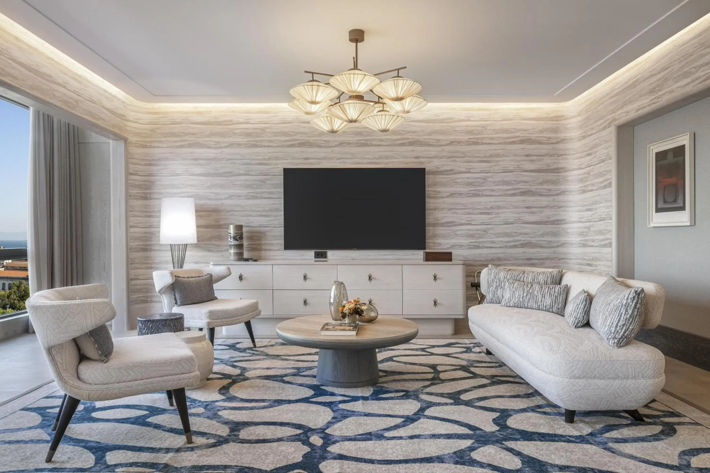 Living room in Hilton Istanbul Bosphorus Living room in Hilton Istanbul Bosphorus