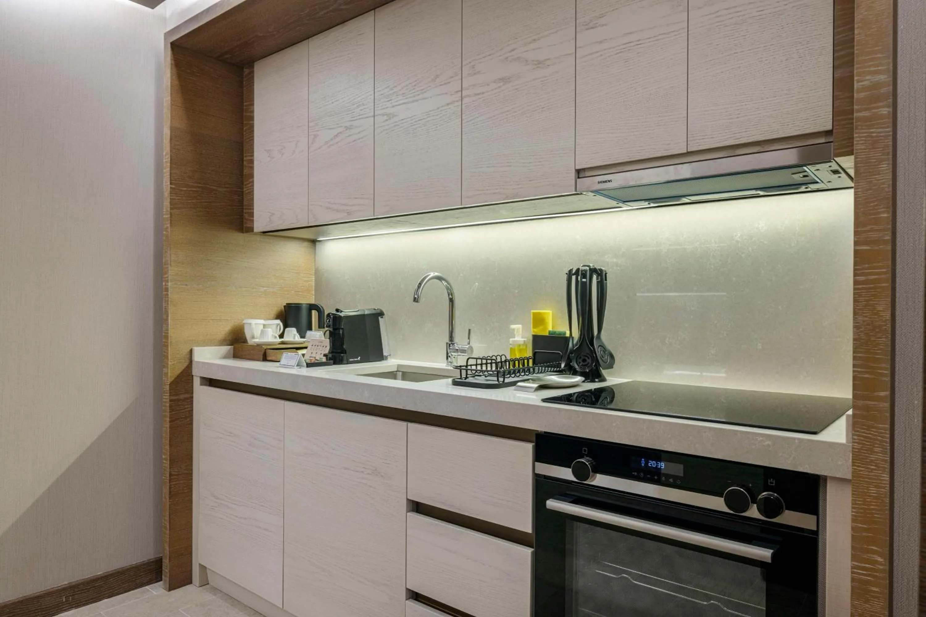 Kitchen or kitchenette in Hilton Istanbul Bosphorus