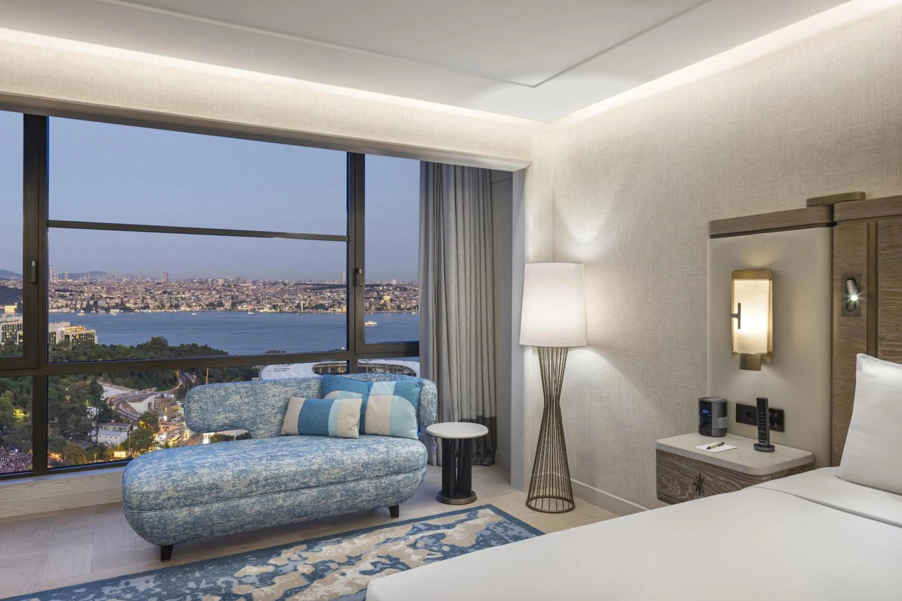 Bed in Hilton Istanbul Bosphorus