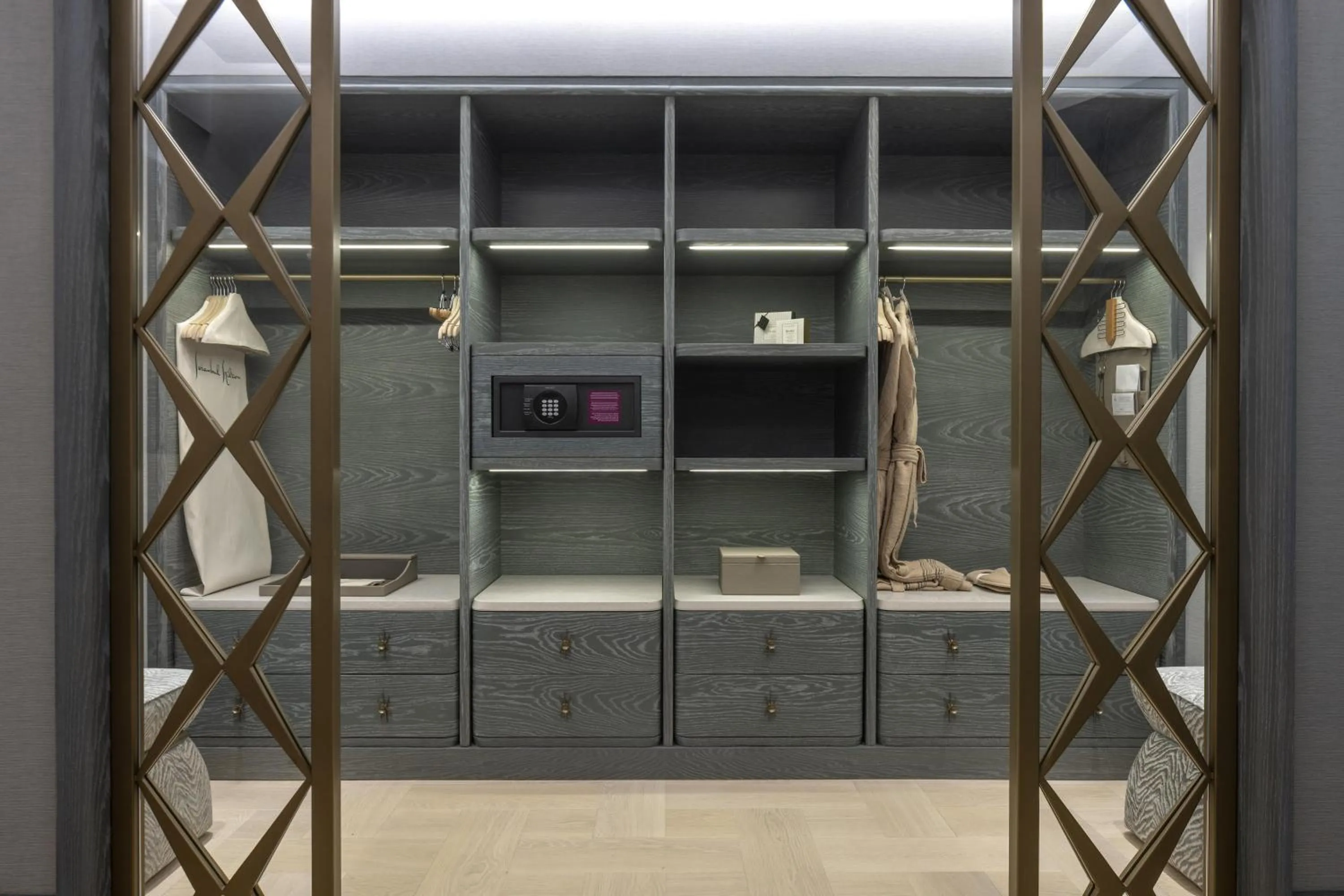 Photo of the whole room in Hilton Istanbul Bosphorus