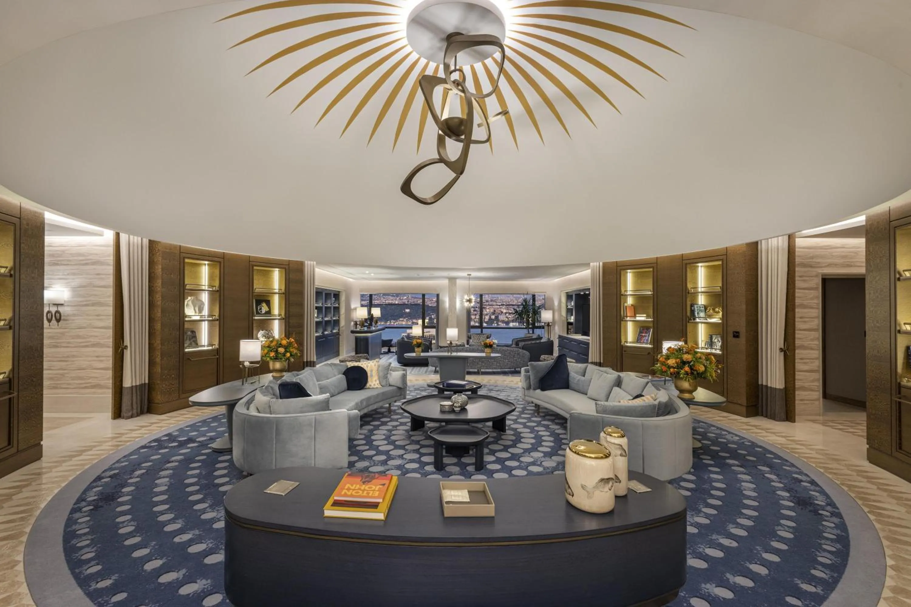 Living room in Hilton Istanbul Bosphorus