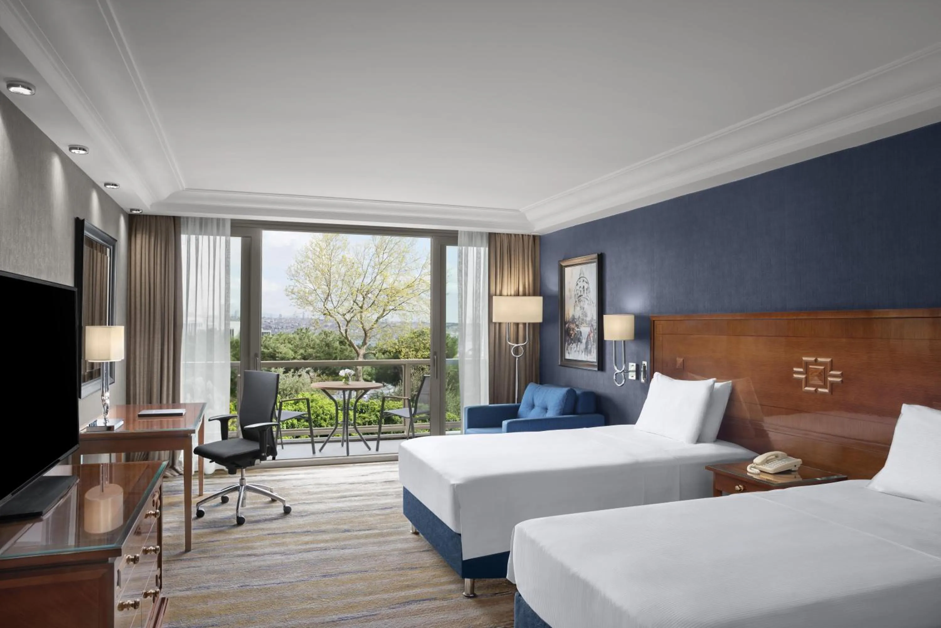 Bed in Hilton Istanbul Bosphorus