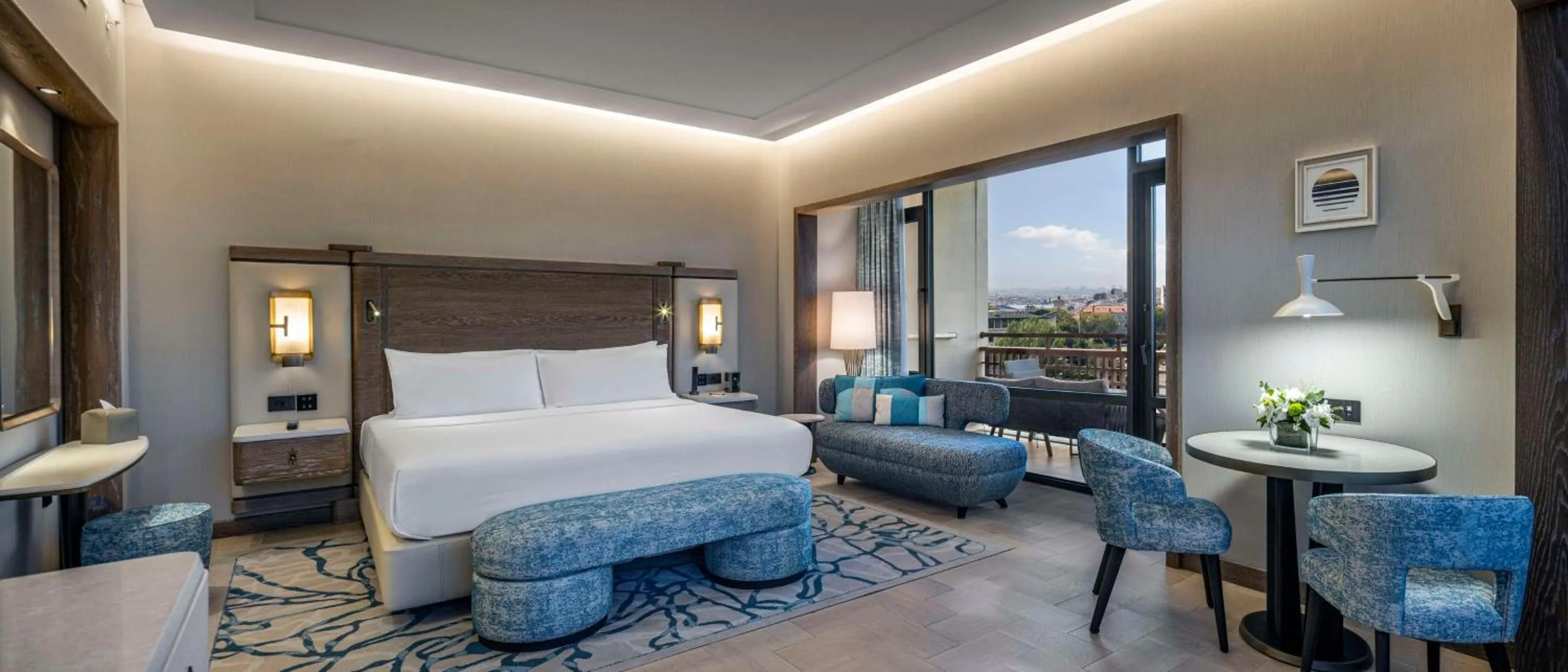 Bed in Hilton Istanbul Bosphorus