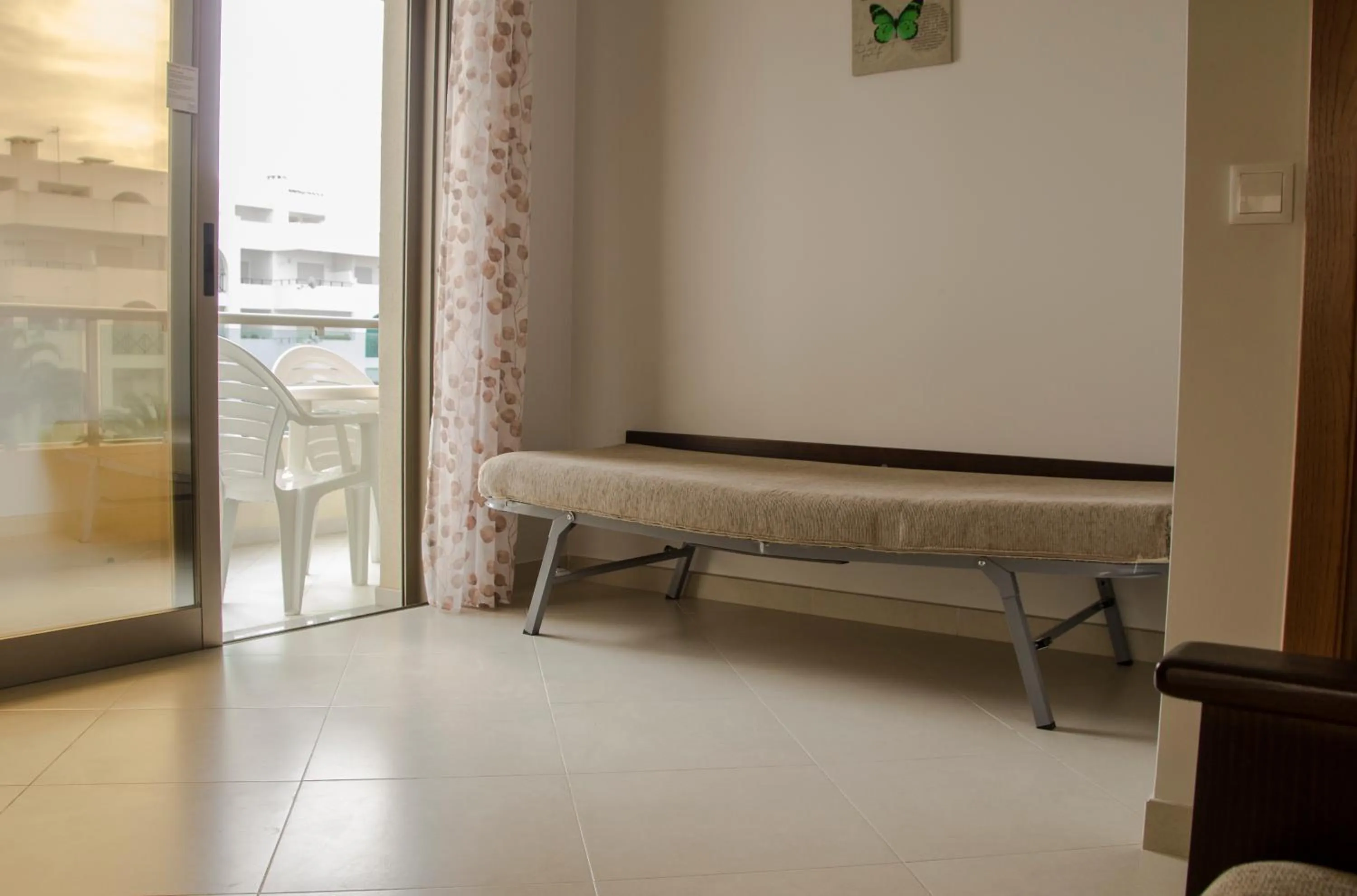 Communal lounge/ TV room in Apartamentos Vista Mar